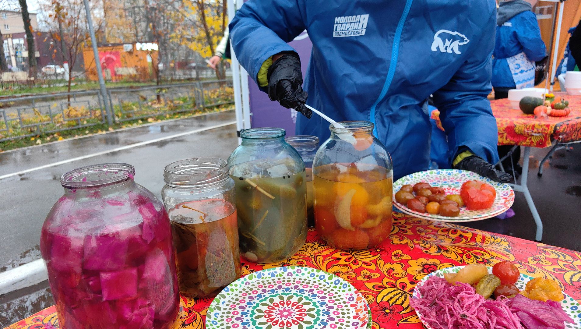 кокошник, кухня, яства, праздник, чай, баранки,