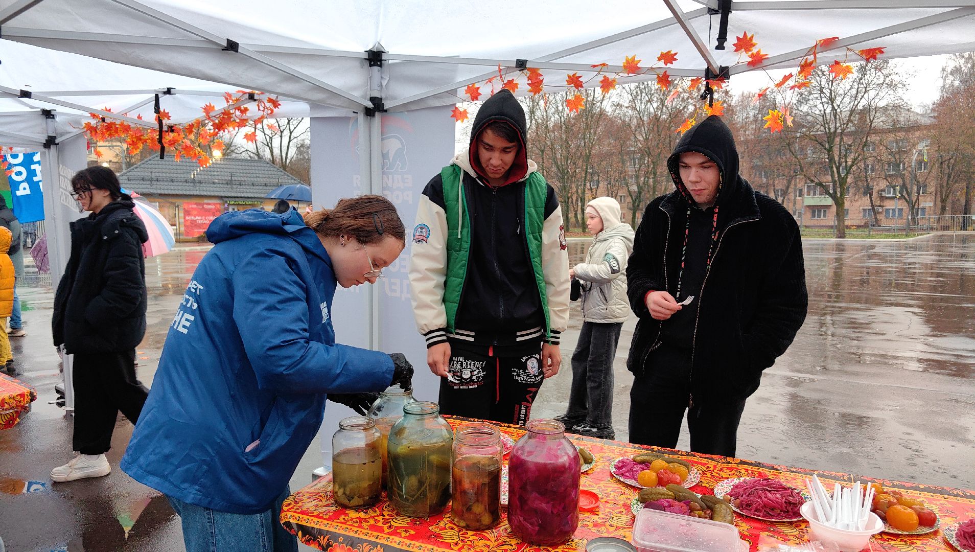 кокошник, кухня, яства, праздник, чай, баранки,