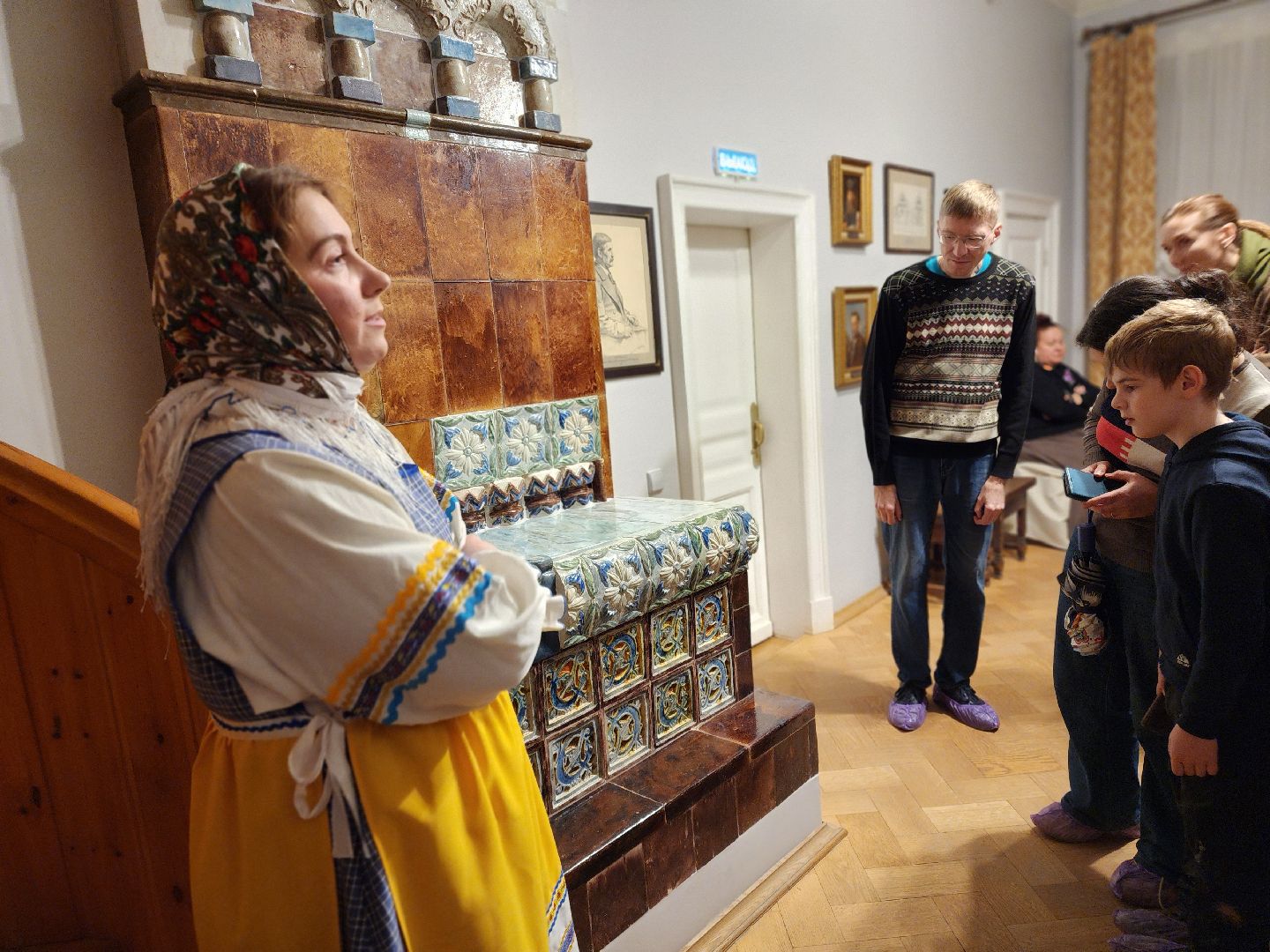 сергиев посад, сергиево-посадский городской округ, абрамцево, абрамцево-кудринская резьба, музей-заповедник абрамцево, театрализованная экскурсия, ночь искусств,мастер-класс,