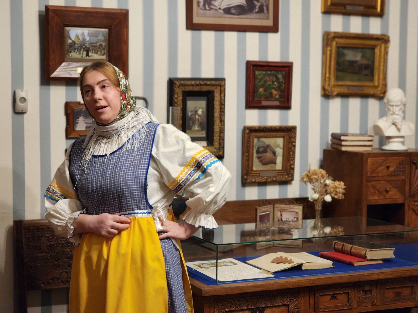 сергиев посад, сергиево-посадский городской округ, абрамцево, абрамцево-кудринская резьба, музей-заповедник абрамцево, театрализованная экскурсия, ночь искусств,мастер-класс,