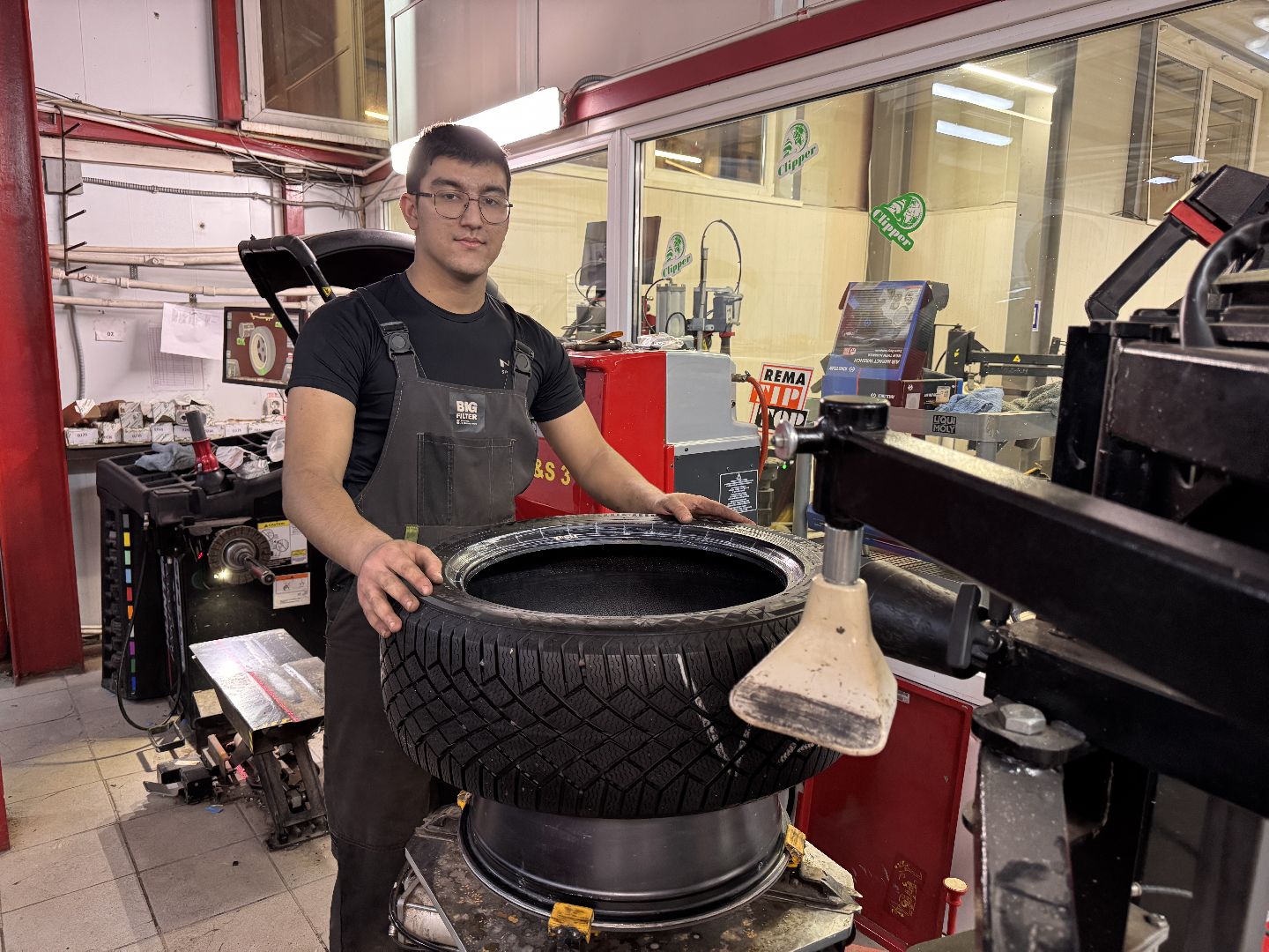 Утилизация шин, Шиномонтаж, Смена резины,