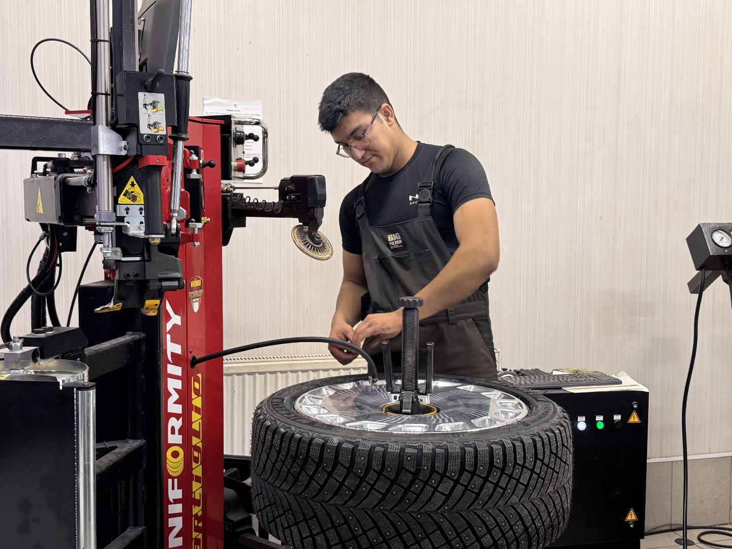 Утилизация шин, Шиномонтаж, Смена резины,