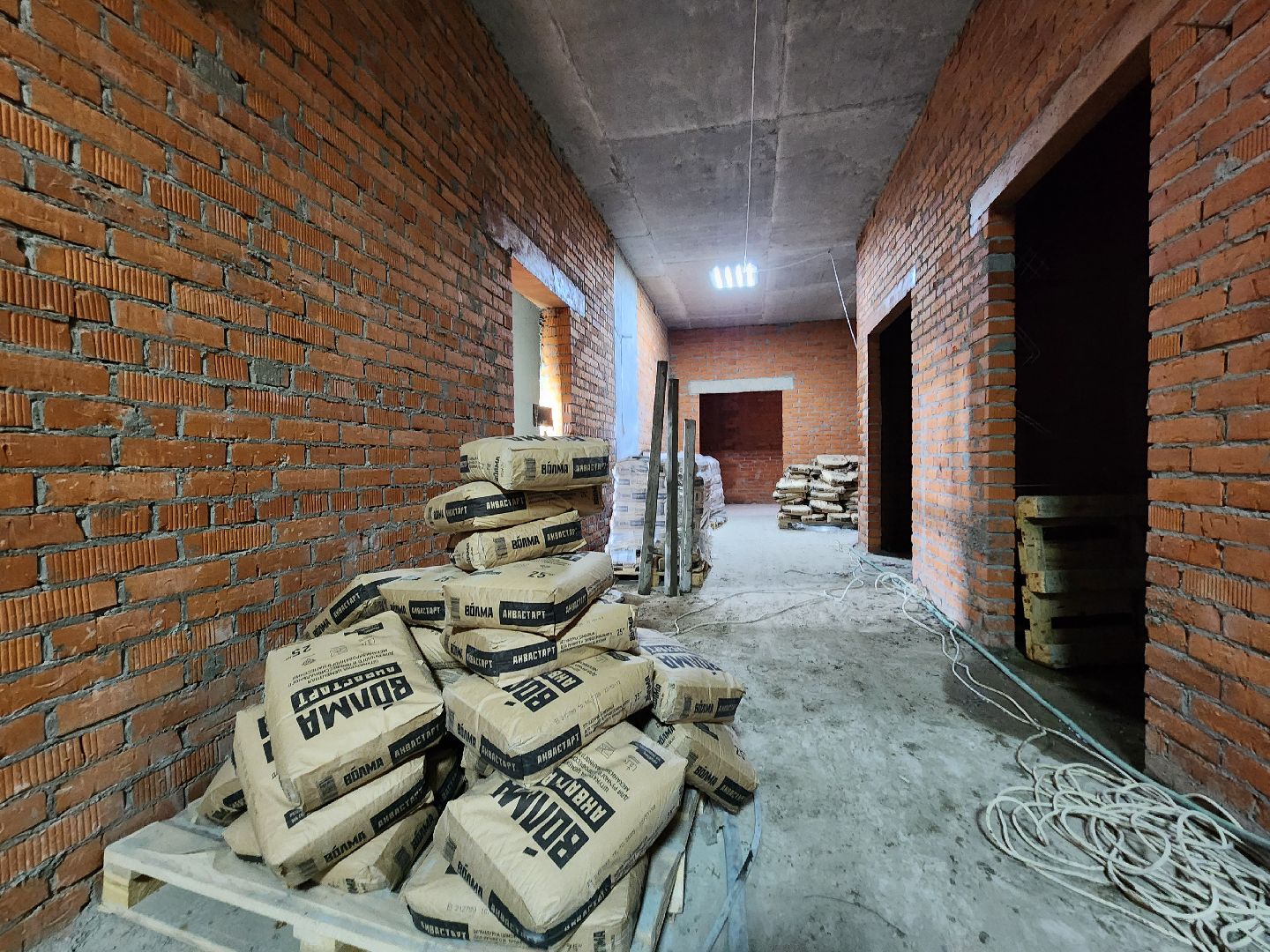 чехов, поселок мещерское, психиатрическая больница, новый лечебный корпус, строительство, реконструкция, внутренняя отделка помещений, оштукатуривание стен, кирпичная кладка, фасадные работы, остекление, инженерные сети, нацпроект здравоохранение, госпрограмма московской области,