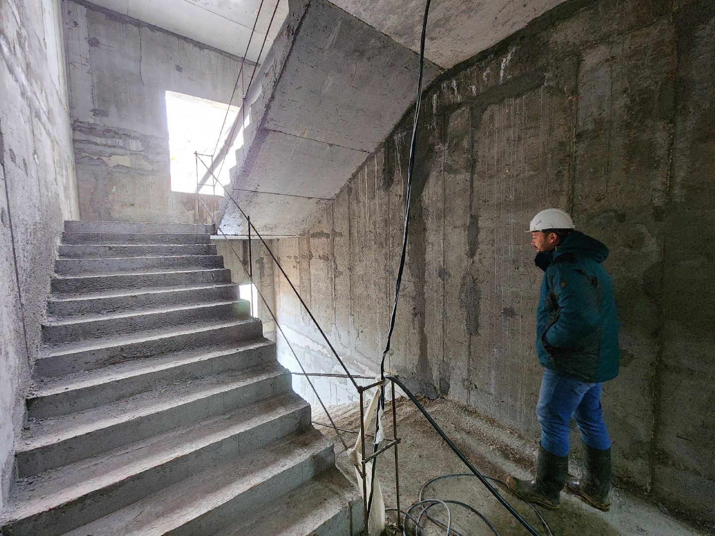 чехов, поселок мещерское, психиатрическая больница, новый лечебный корпус, строительство, реконструкция, внутренняя отделка помещений, оштукатуривание стен, кирпичная кладка, фасадные работы, остекление, инженерные сети, нацпроект здравоохранение, госпрограмма московской области,