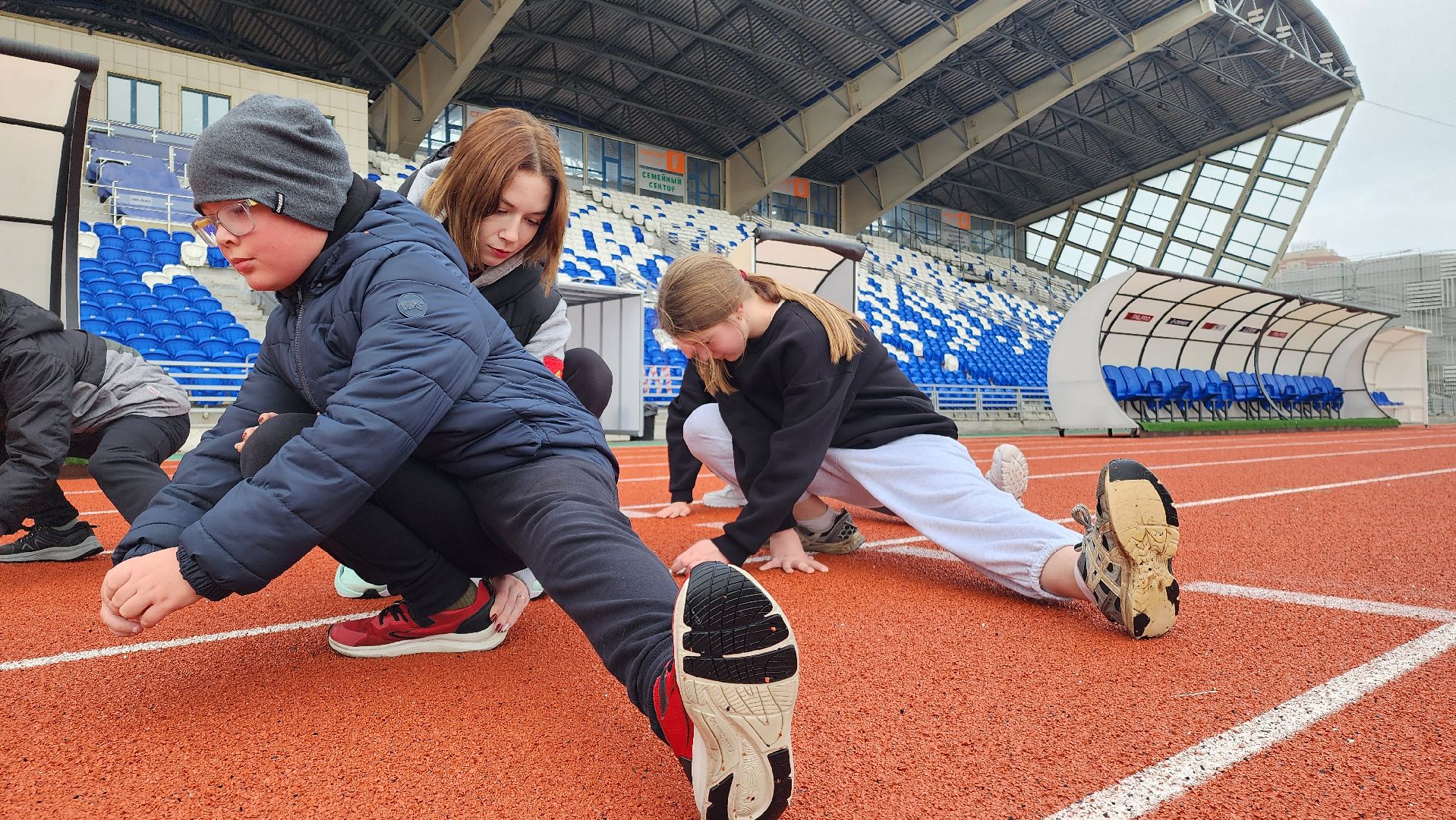 спорт, тренер, новая секция, авангард, стадион авангард, бег, гимнастика, атлетика, легкая атлетика,домодедово, подмосковье,