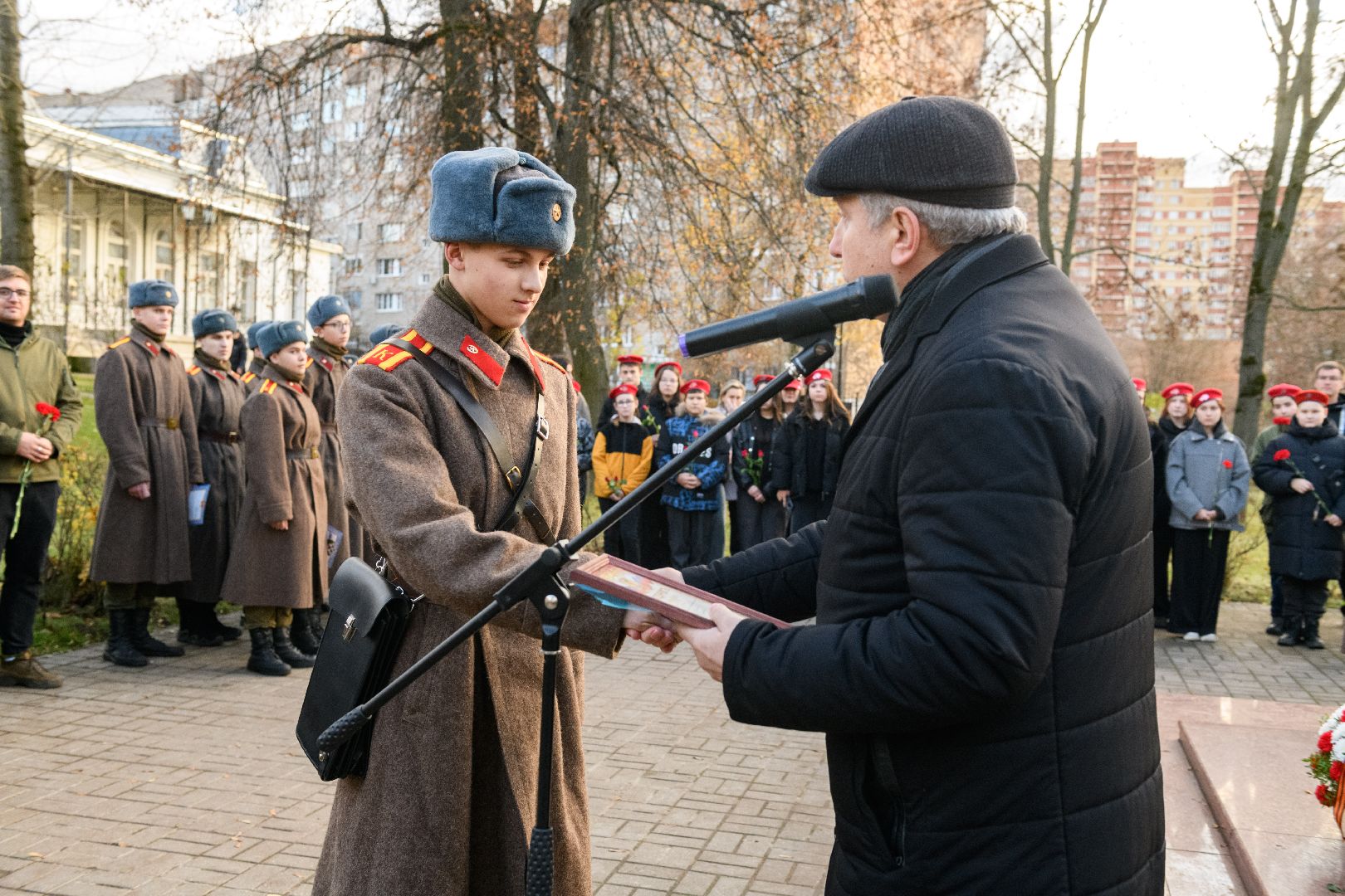 возложение цветов, общество, лыткарино,
