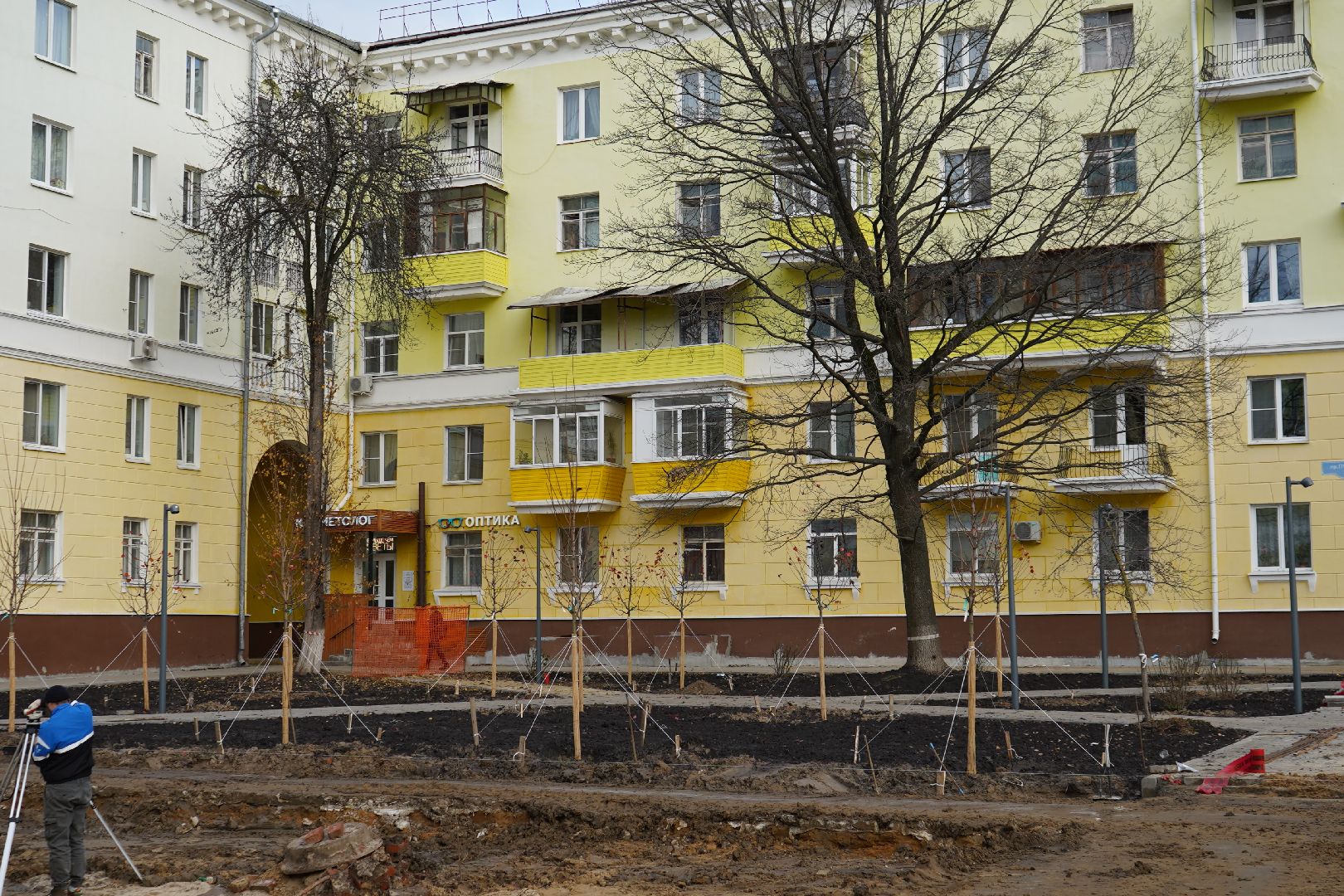 ступино, проспект Победы, благоустройство, новый фонтан, деревья, клены, яблони,