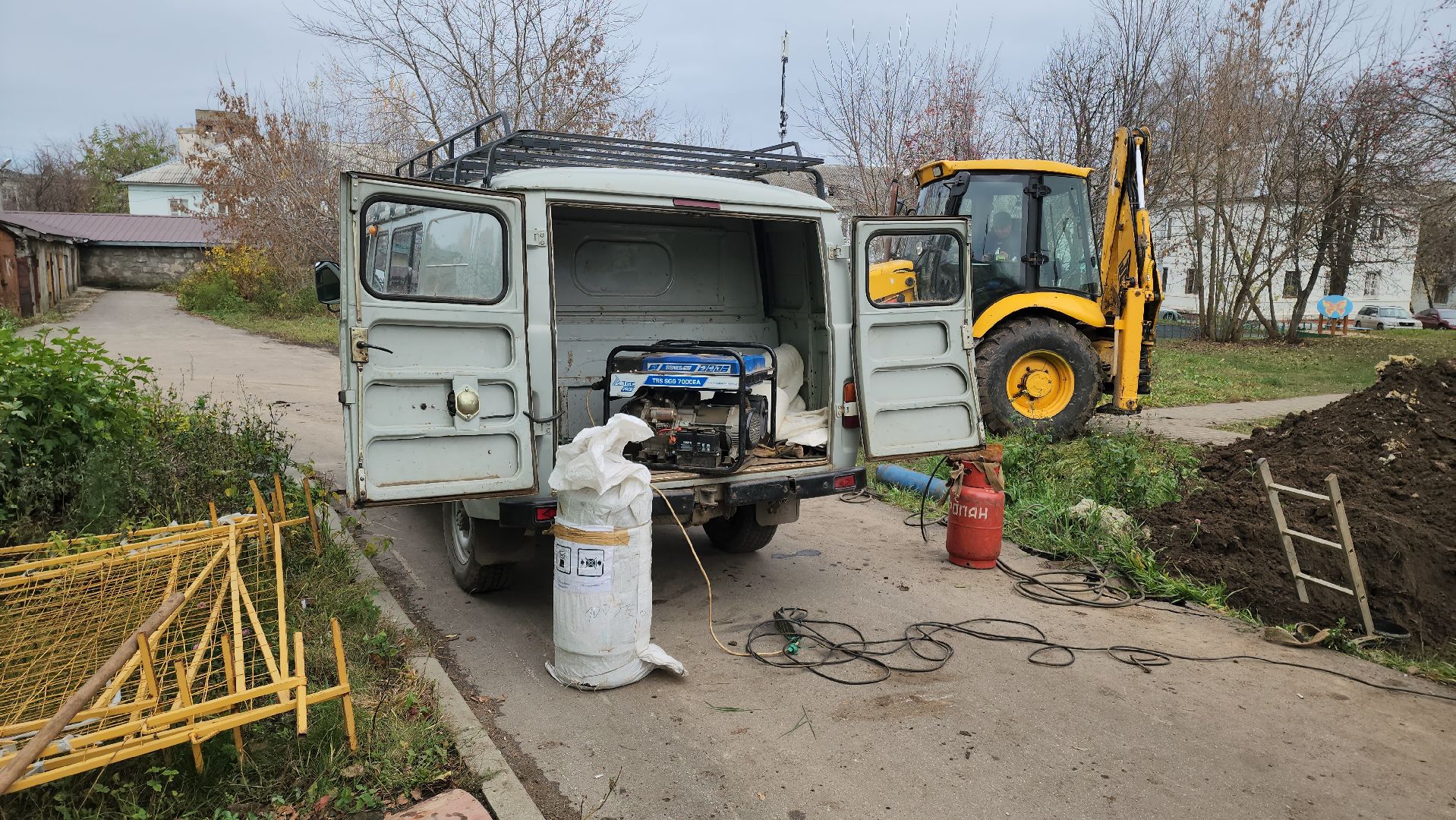 кашира, авария, утечка на сетях, горячая вода, отопление, аварийная бригада, ремонт, теплосеть,