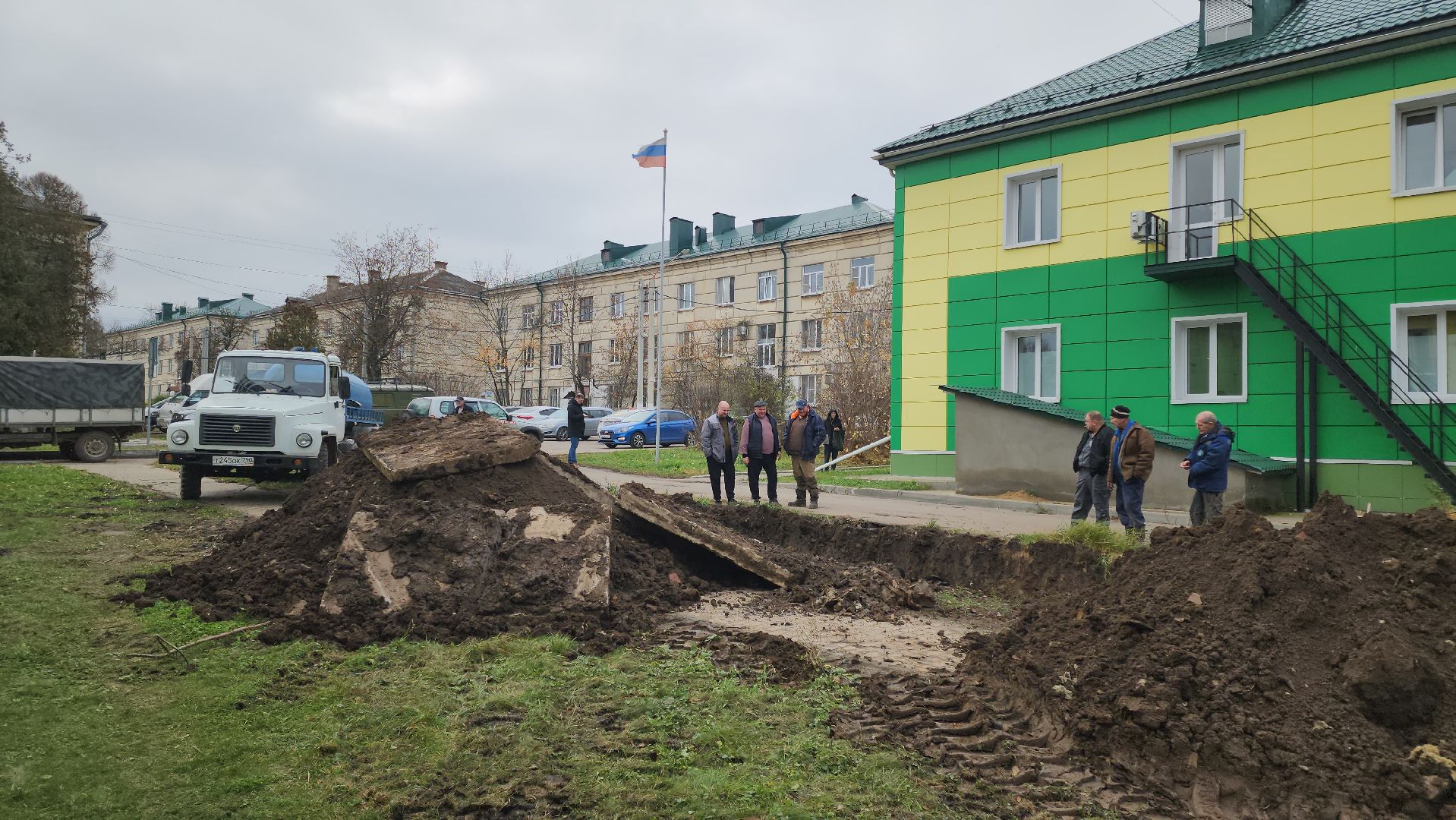 кашира, авария, утечка на сетях, горячая вода, отопление, аварийная бригада, ремонт, теплосеть,