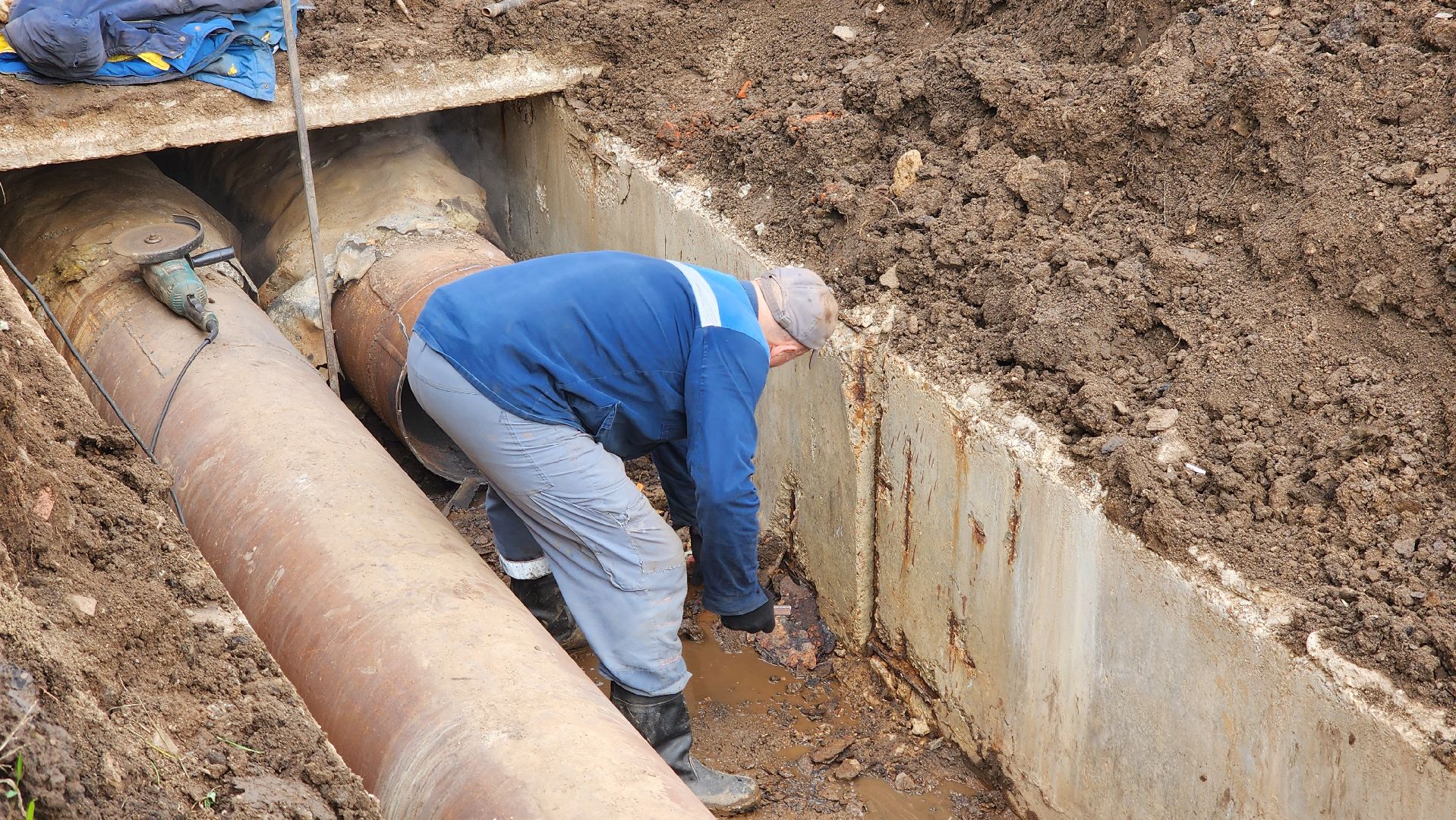 кашира, авария, утечка на сетях, горячая вода, отопление, аварийная бригада, ремонт, теплосеть,