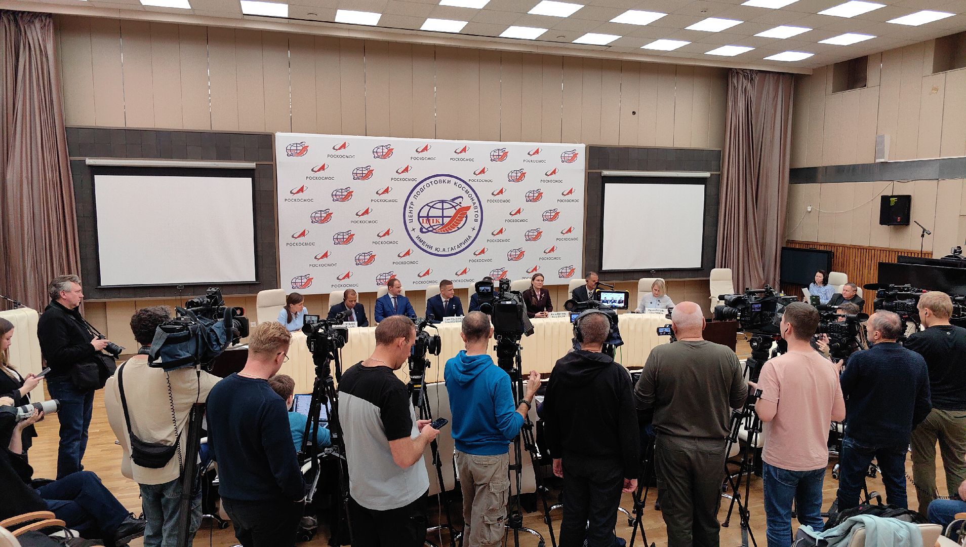 космонавт, мкс, орбита, полет, невесомость,