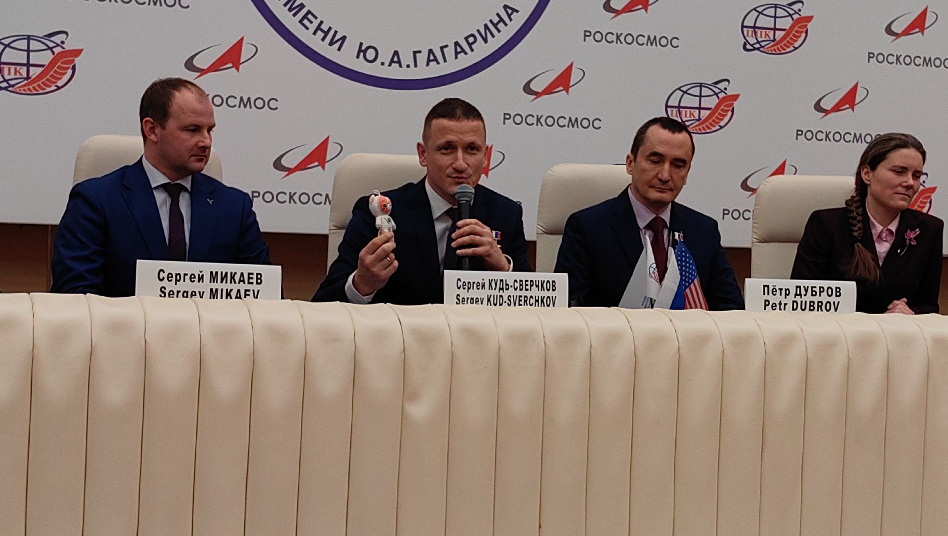 космонавт, мкс, орбита, полет, невесомость,