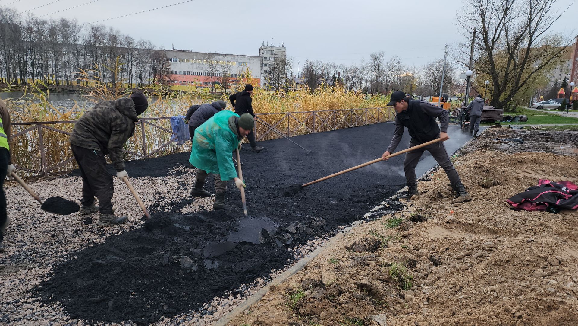 Асфальтирование , Асфальтирование тротуаров , укладка асфальта, Тротуары у пруда, Лобня,