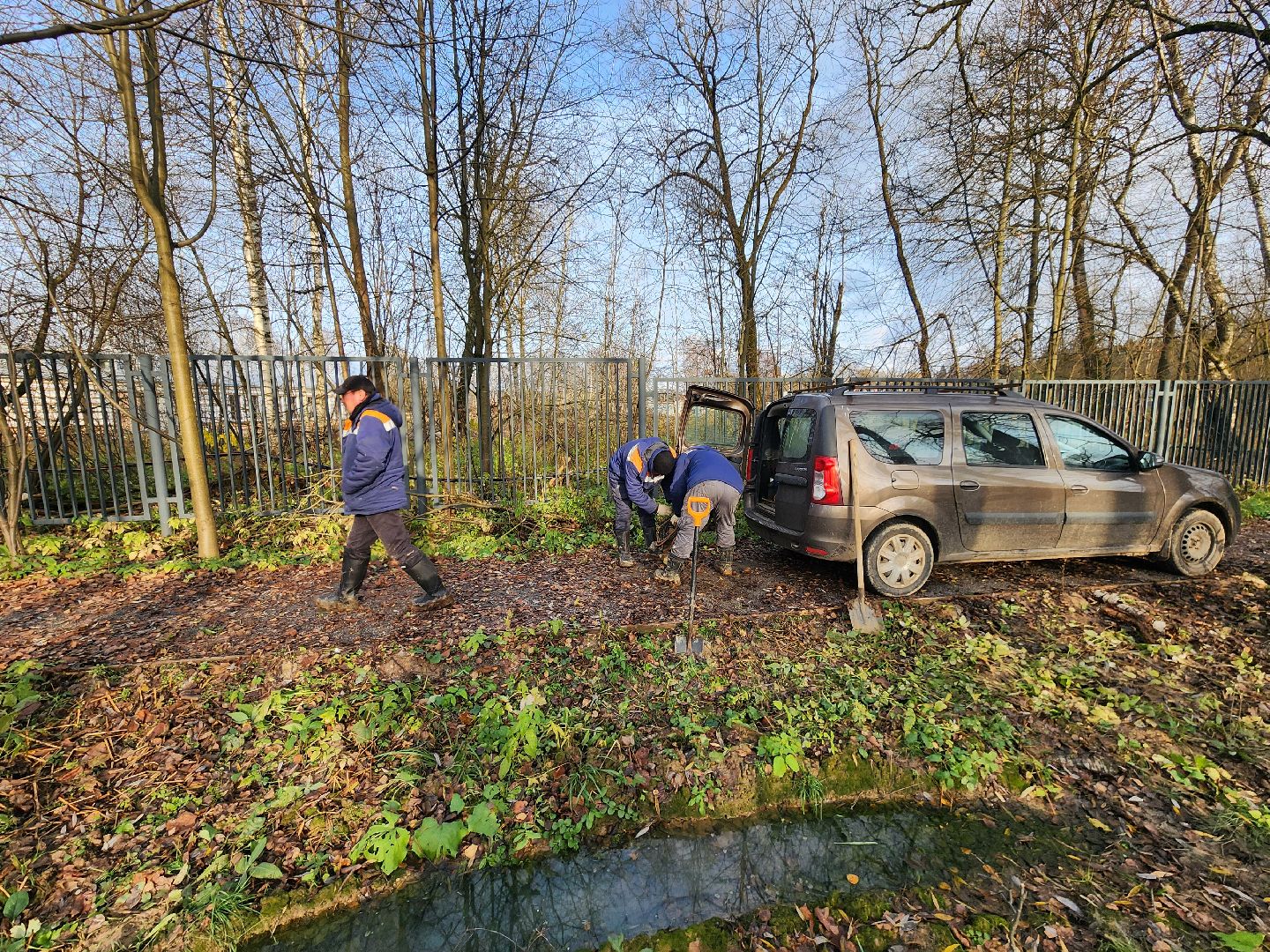 чехов, село мелихово, водопровод, трасса водоснабжения, строительство, обновление, модернизация, укладка новых труб хвс, холодная вода, траншея,  колодец,скажина, строительство камеры, запорная арматура, краны вентили,улучшение качества водоснабжения,
