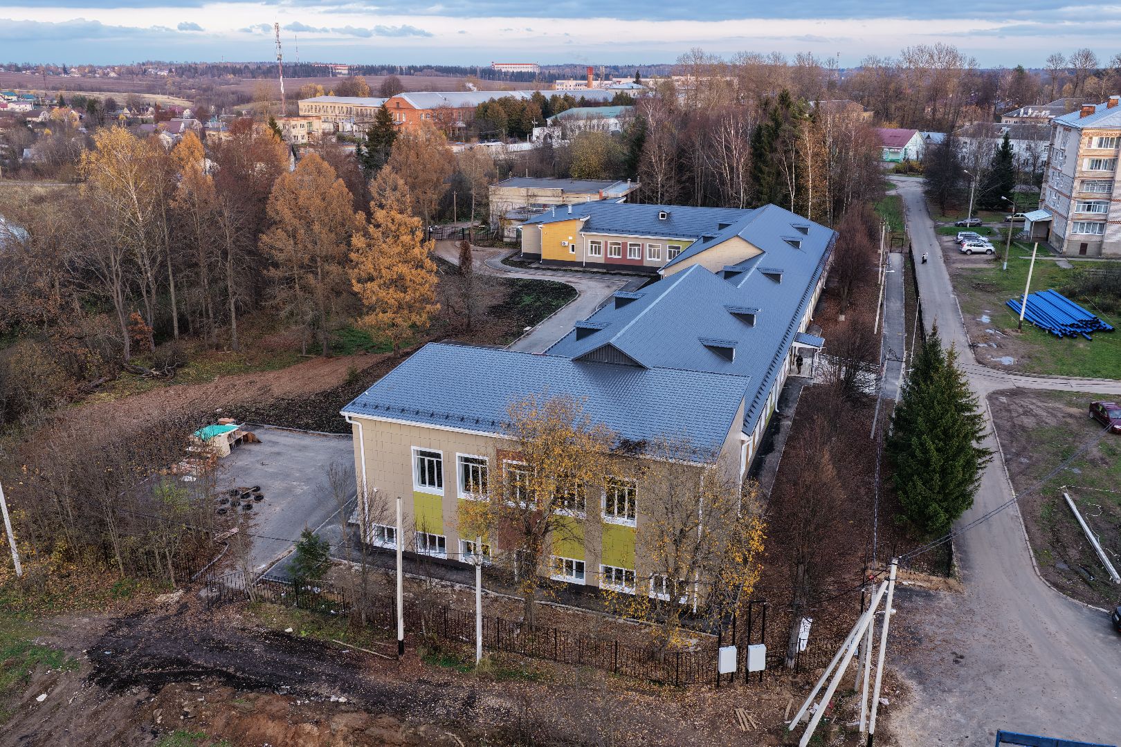 видео с коптера, школа в колычево, школа в можайском,