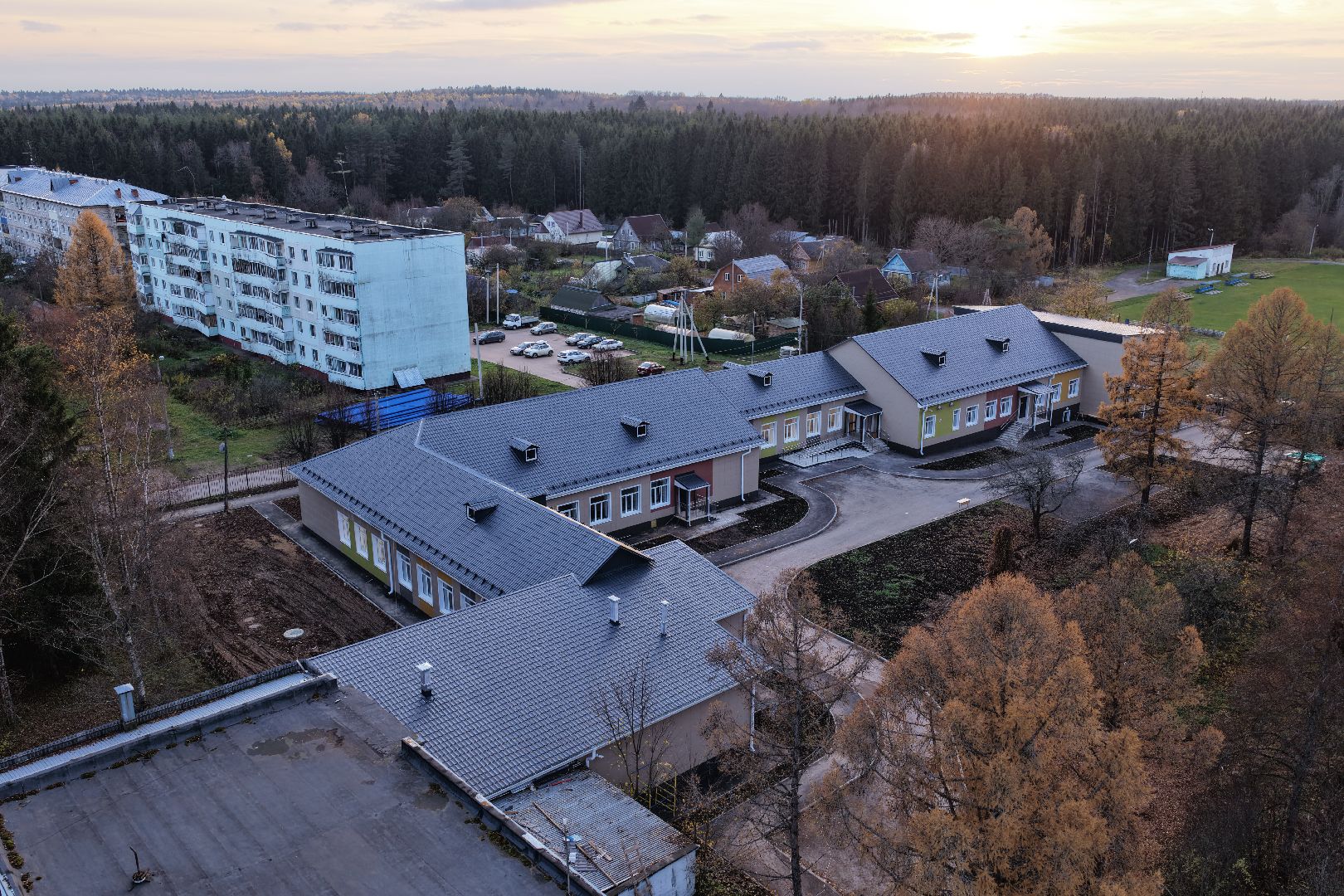 видео с коптера, школа в колычево, школа в можайском,