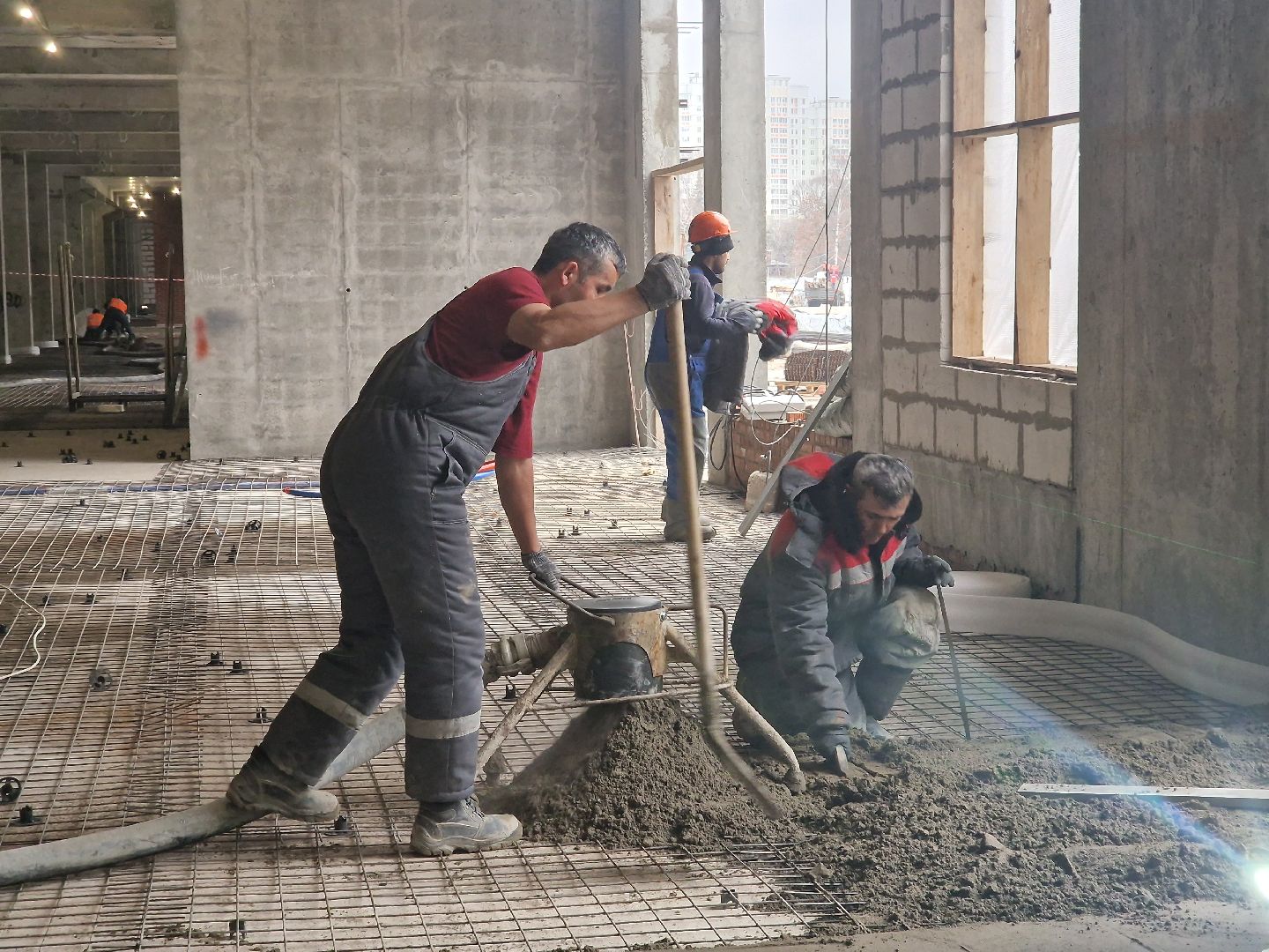 В новой больнице в Ольгино в Балашихе приступили к стяжке пола и освещению, ольгинская больница в балашихе,медицина, балашиха,