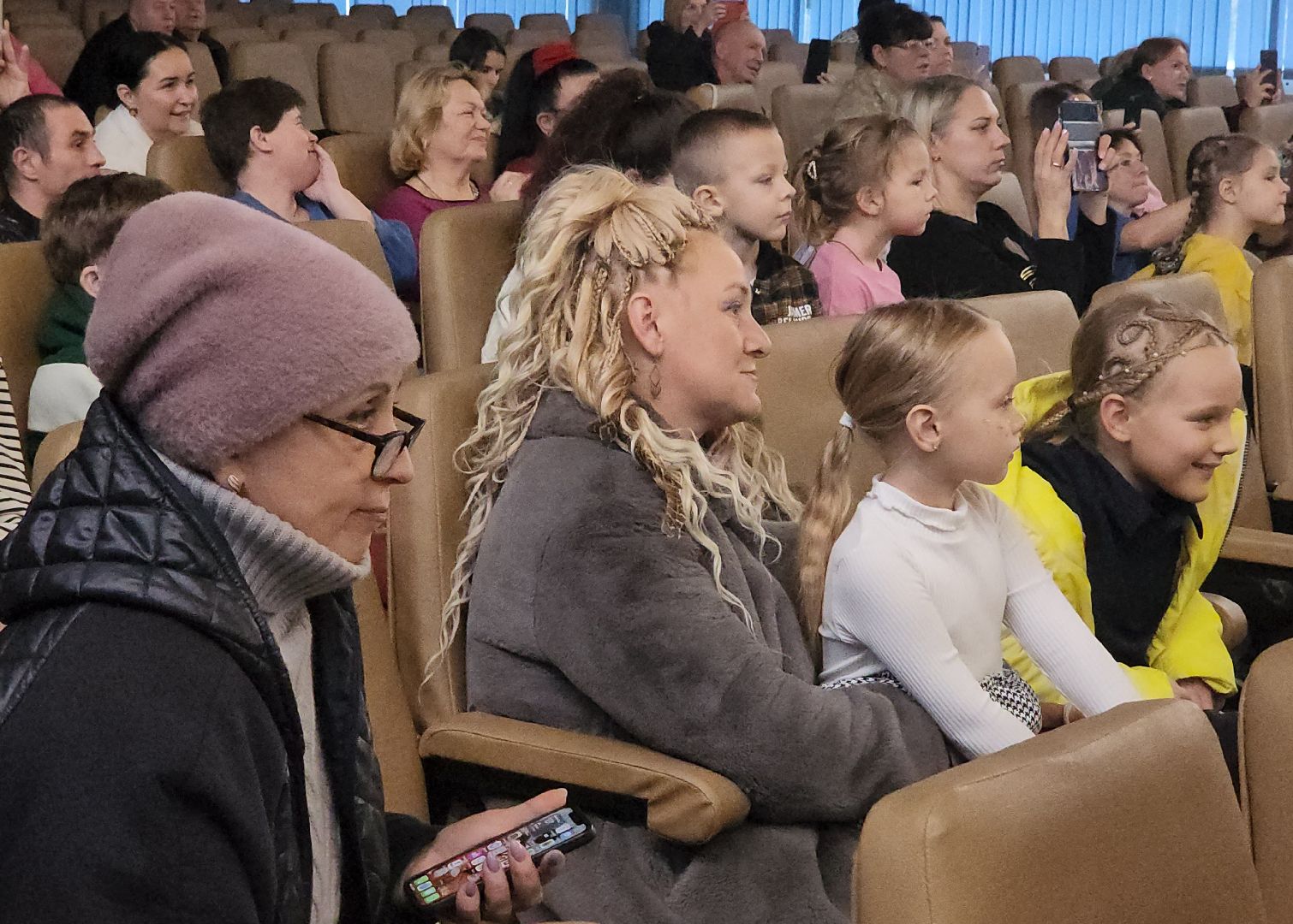 премьера,ликинский автобусный завод, ликино-дулево, орехово-зуевский округ,детский театр, школа искусств имени якова флиера,