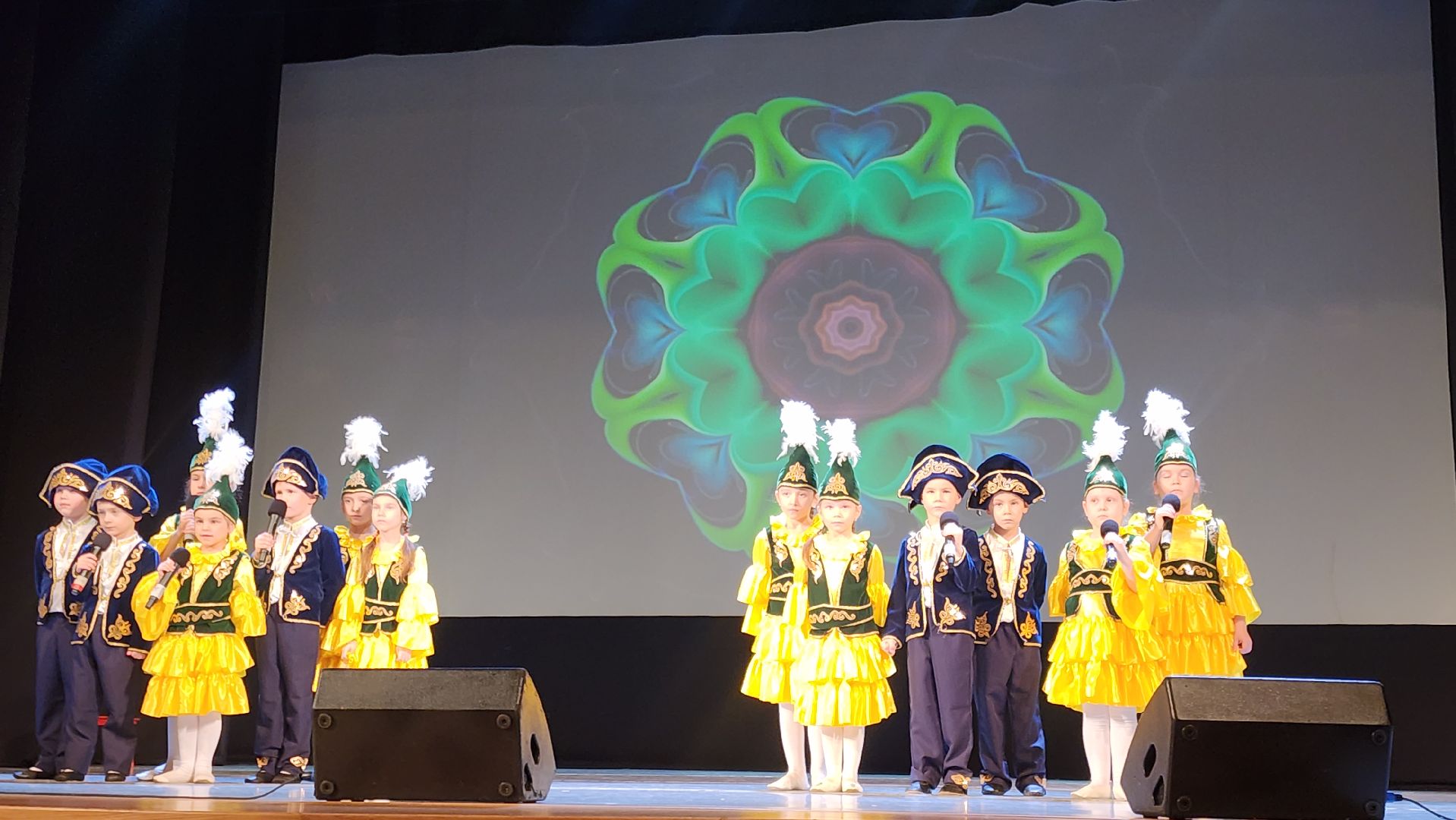 Общество , Культура , дружба народов,