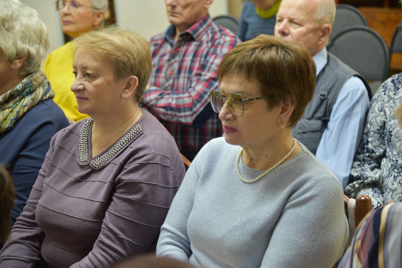 лотошино, лотошинская библиотека, открытие выставки,