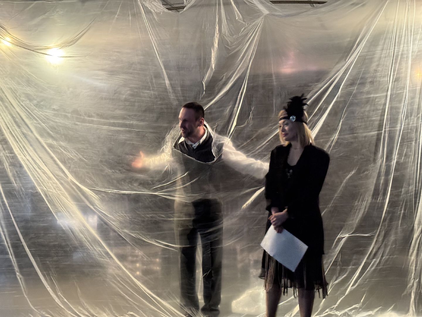 Сергиев Посад, театр Театральный ковчег в Дубраве, Стеклянный зверинец,