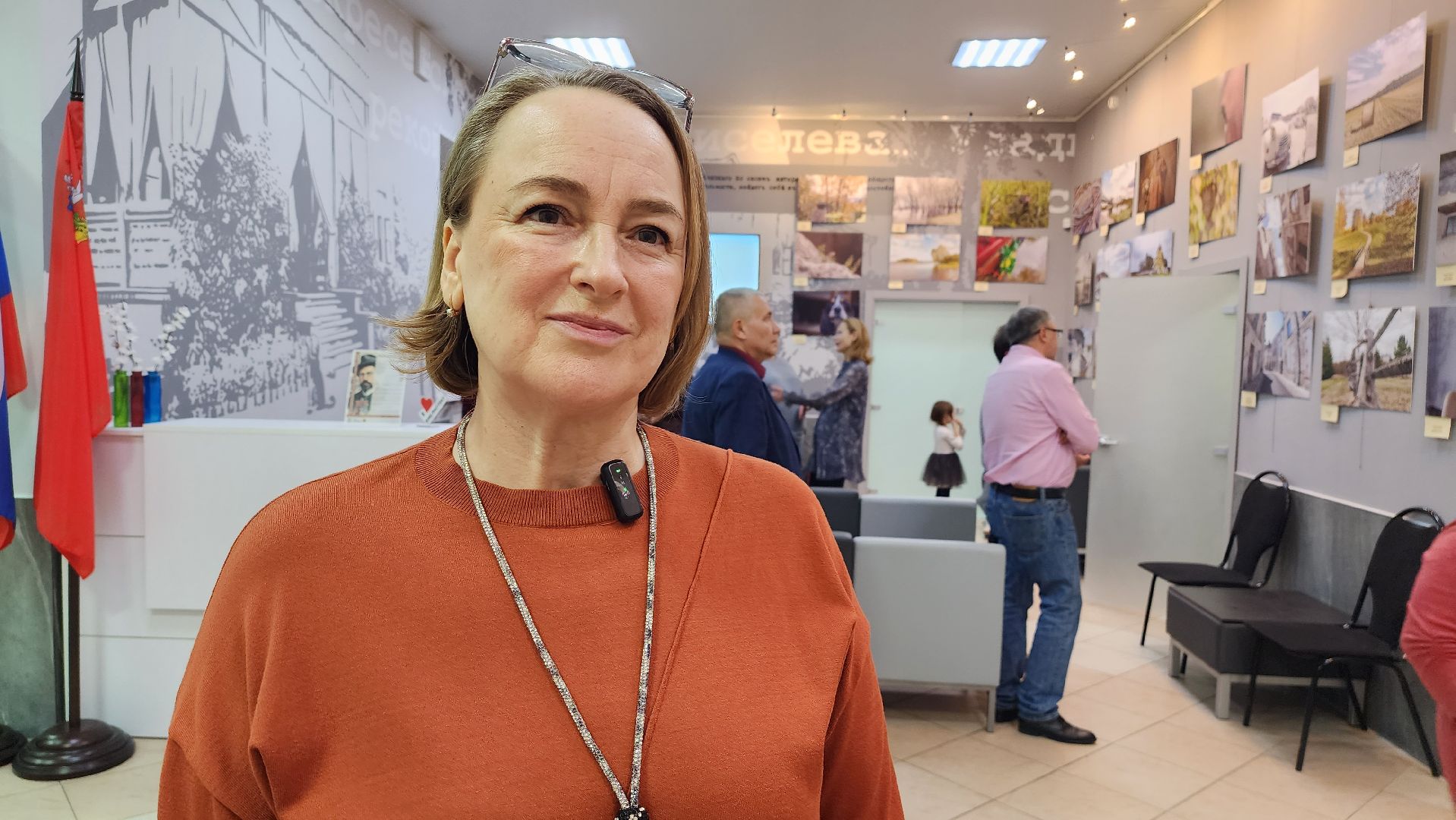 истра, библиотека, вернисаж,