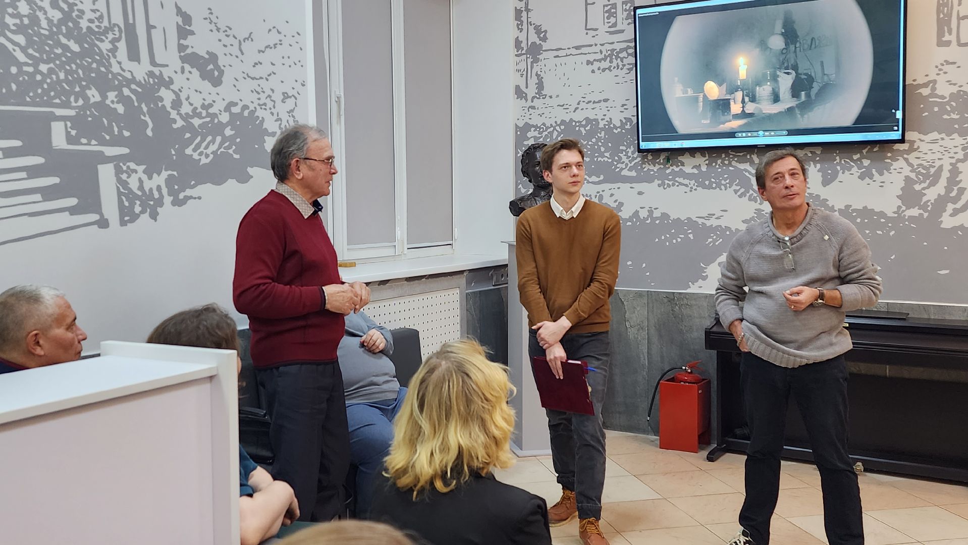 истра, библиотека, вернисаж,