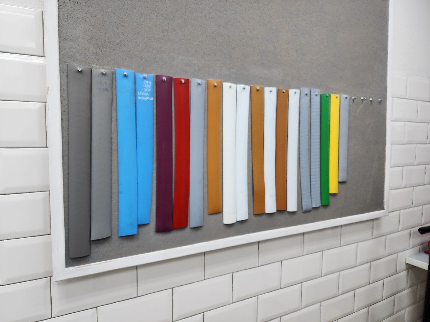 чехов, село новоселки, полимер компаунд, производство, полимерные смеси, программа импортозамещения, российское сырье, отечественная продукция, директор компании алексей чижмаков,новые технологии, лаборатория, новые рецепты смесей,грануляты, уплотнители для холодильников, шланги, оконный профиль, пвх,