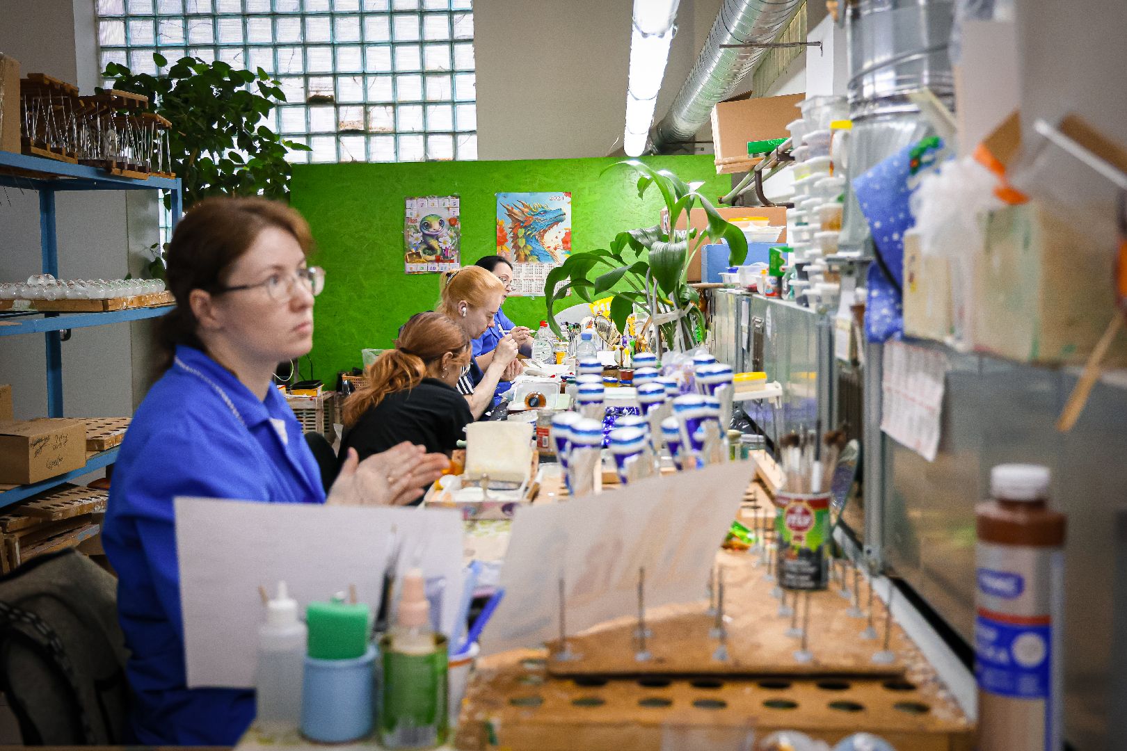 клин, общество,  новый год, символ 2026 года, елочные игрушки, год красной огненной лошади, народные художественные промыслы России,