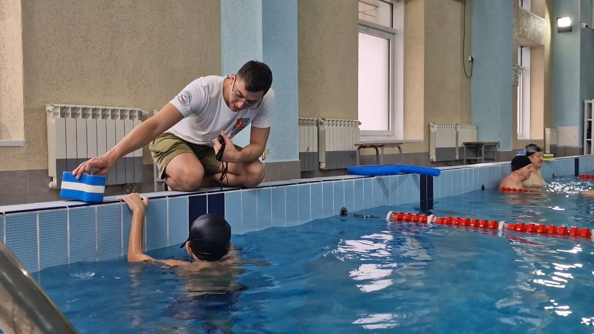 спорткомплекс метеор им еа донской балашиха,мама особенного ребнка из Балашихи рассказала о пользе адаптивного плавания для её сына,