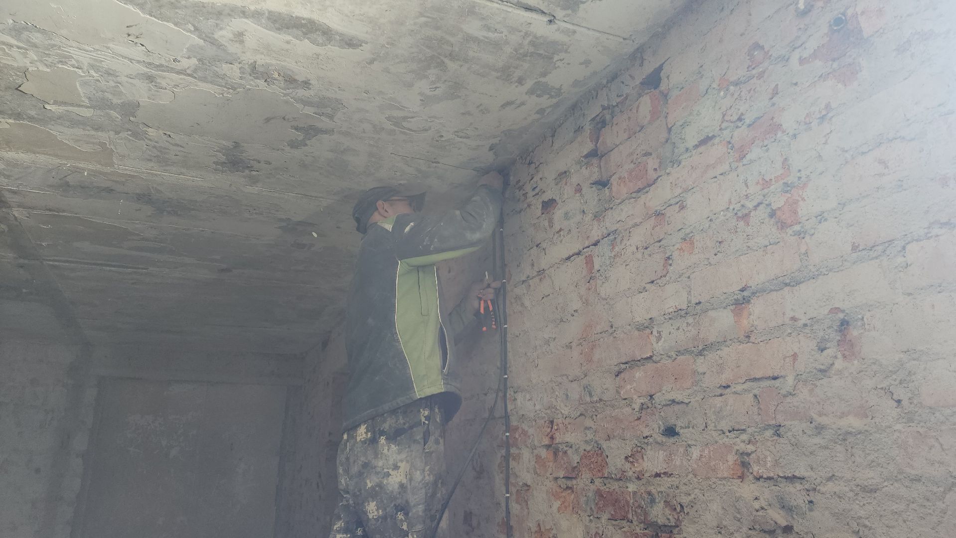 Гостиница , Лобня,Штукатурка стен ,