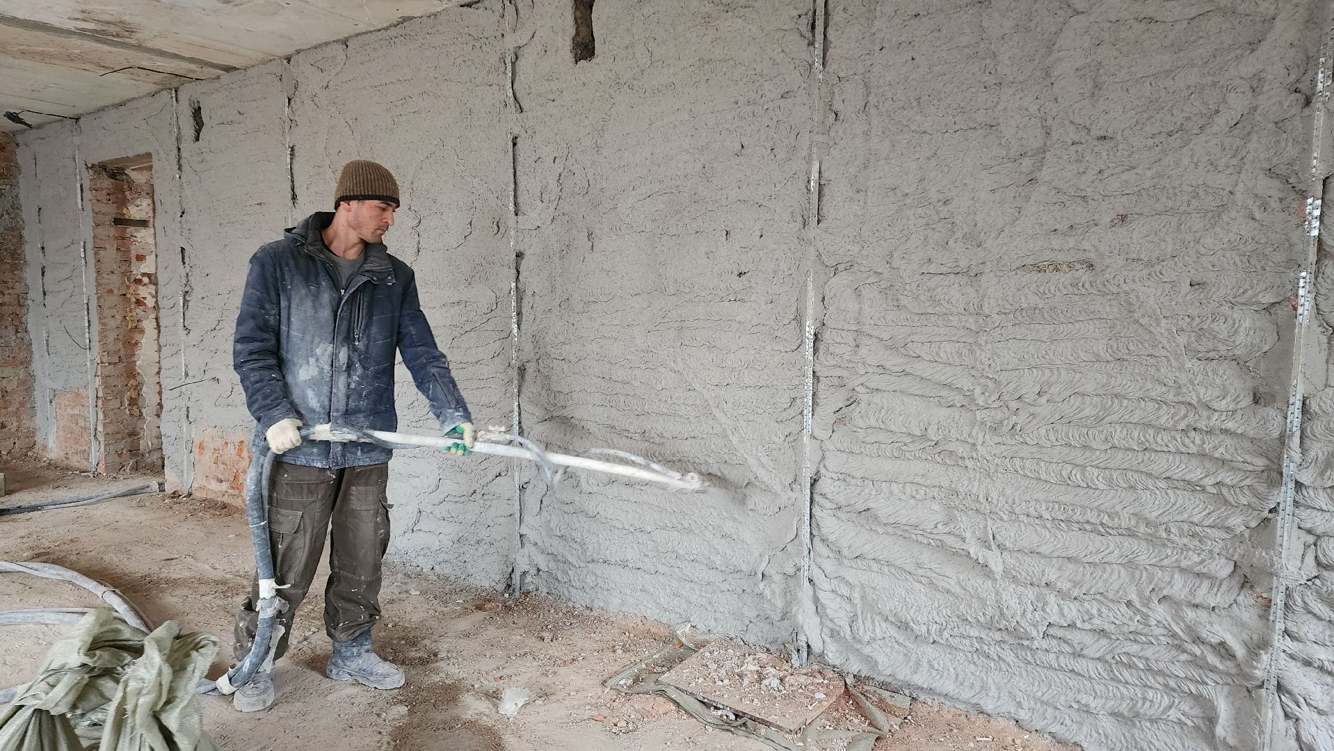 Гостиница , Лобня,Штукатурка стен ,