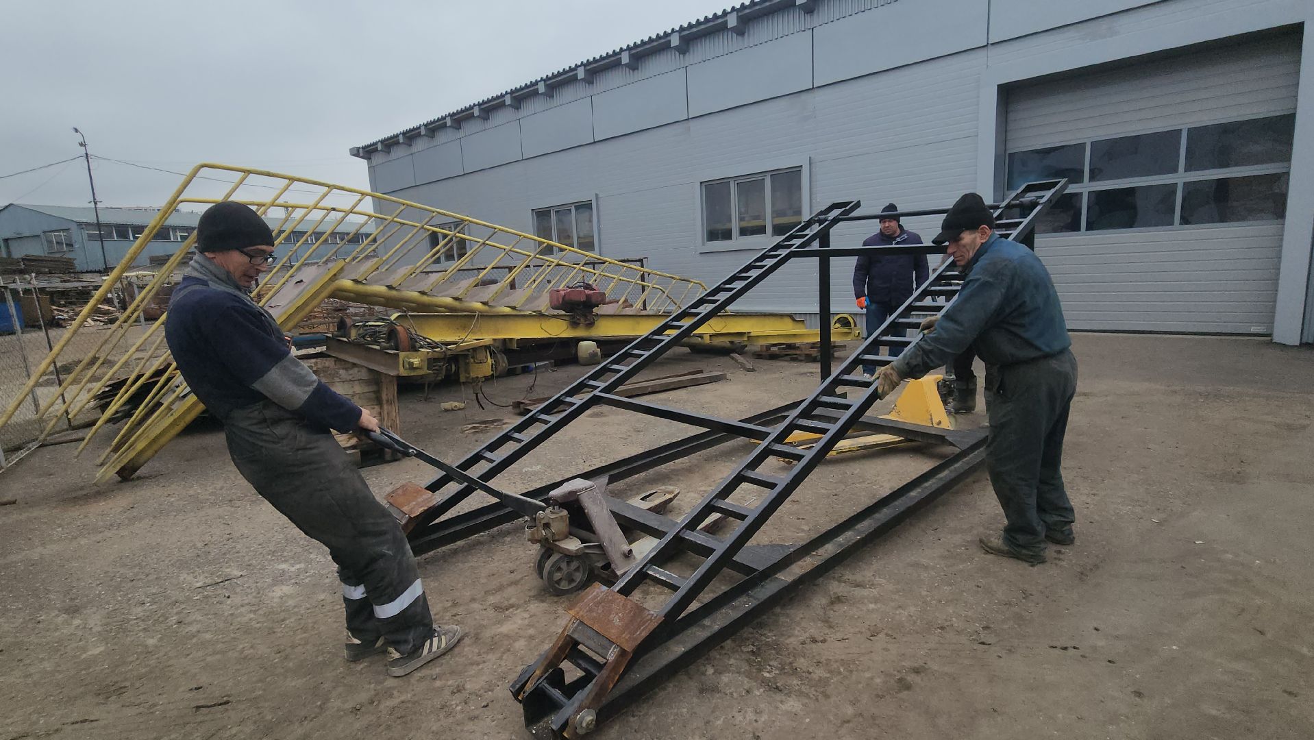 Люберцы, Люберецкий авторемонтный завод, русский халк,