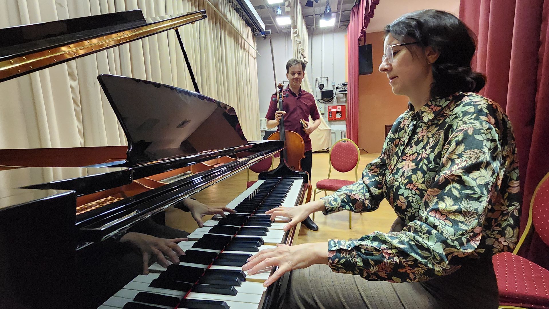 Музыка, Лобня,Московский областной открытый фестиваль конкурс Общественная филармония играют преподаватели