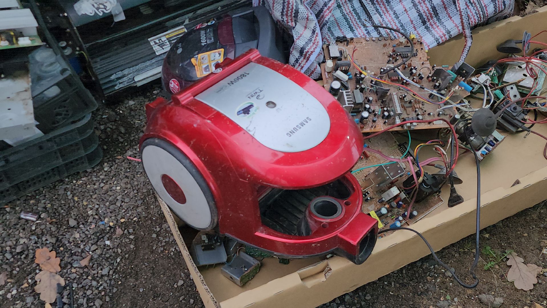 Истра, Лом, Мегабак,