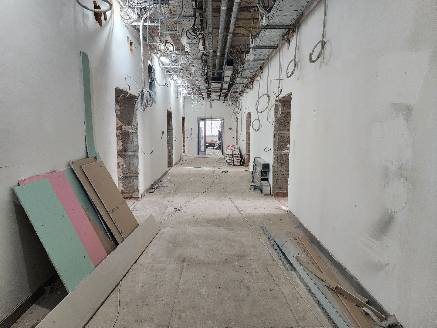 раменское, строительство, капитальный ремонт терапевтического корпуса раменской больницы, внутренняя отделка помещений,