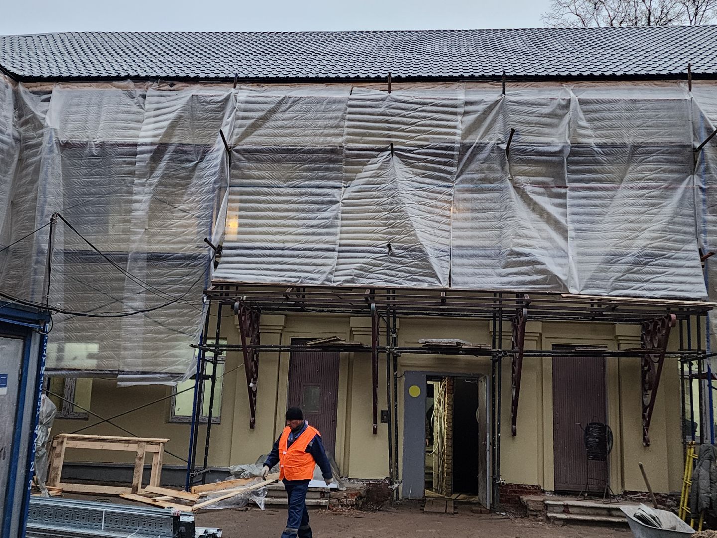 чехов, улица монтажная 8, детский сад, дошкольное отделение, гимназия 2, капитальный ремонт, реконструкция, обновление, капремонт здания, замена кровли, фасадные работы, обновление крыши, утепление фасада, гидроизоляция, чердак, новые перекрытия, внутренняя отделка,инженерные сети, госпрограмма московской области,