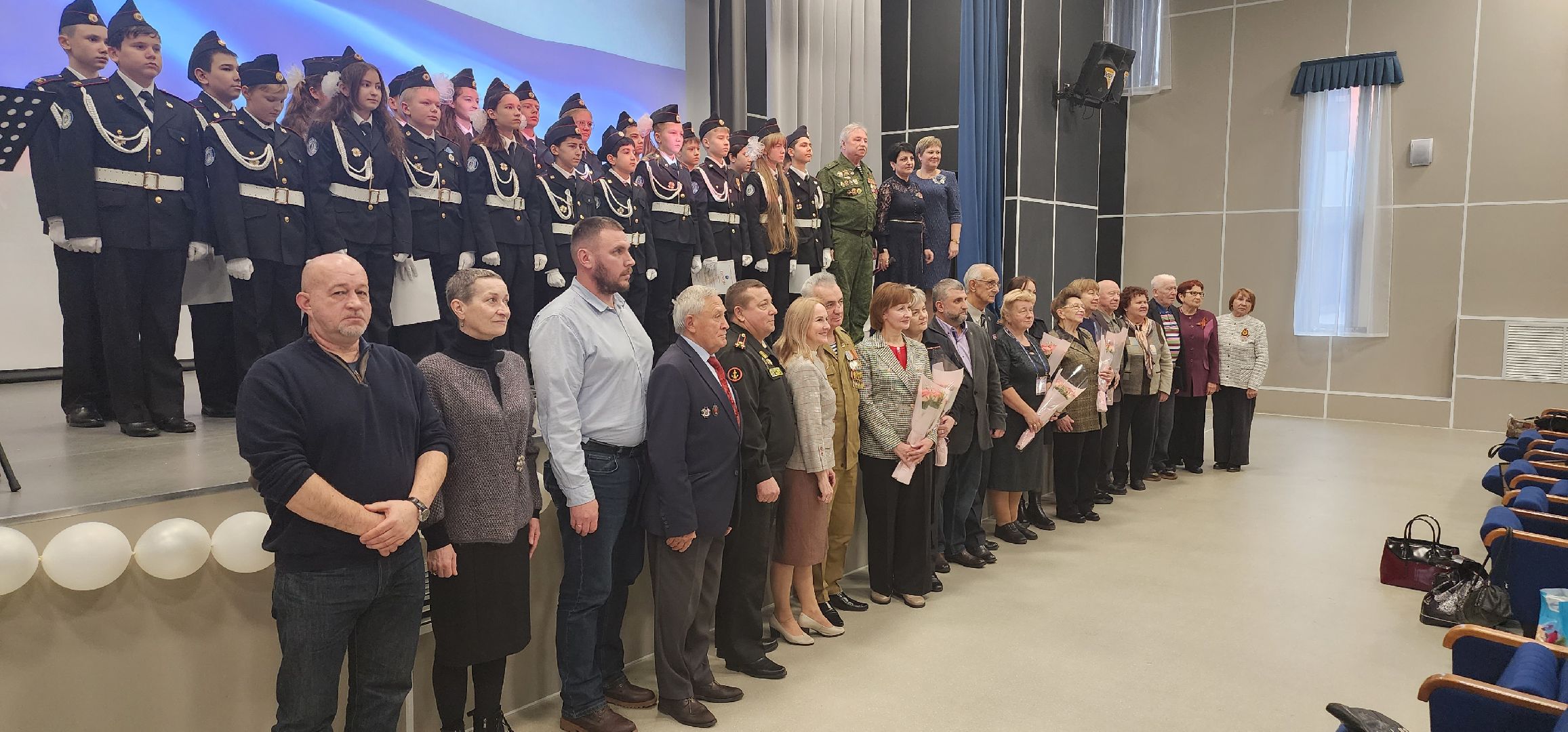 долгопрудный, 11 школа, новый корпус, кадеты, боевое братство, кинологи, волонтерство, день сотрудника МВД,