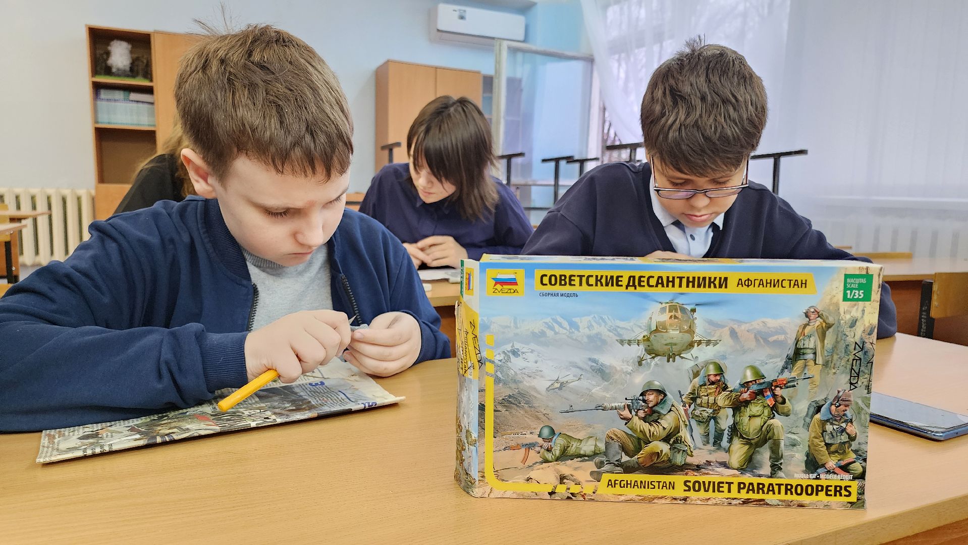 кашира, школа, диорама, афганская война, чеченская война, школьный музей,