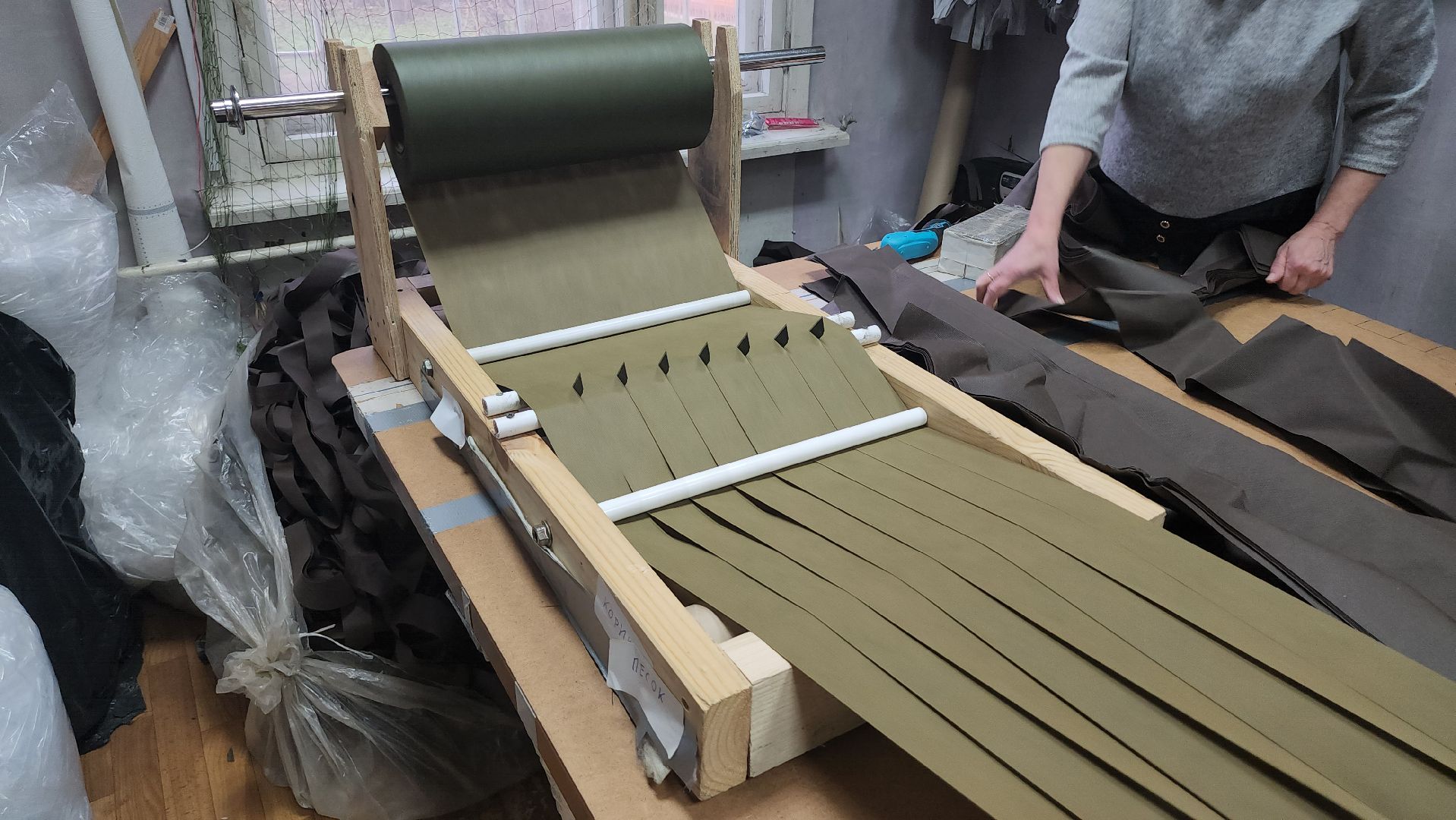 люберцы, поселок октябрьский, волонтеры, своих не бросаем,