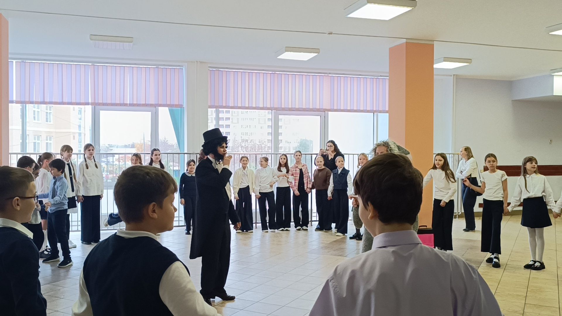 школа, лобня, библиотека,