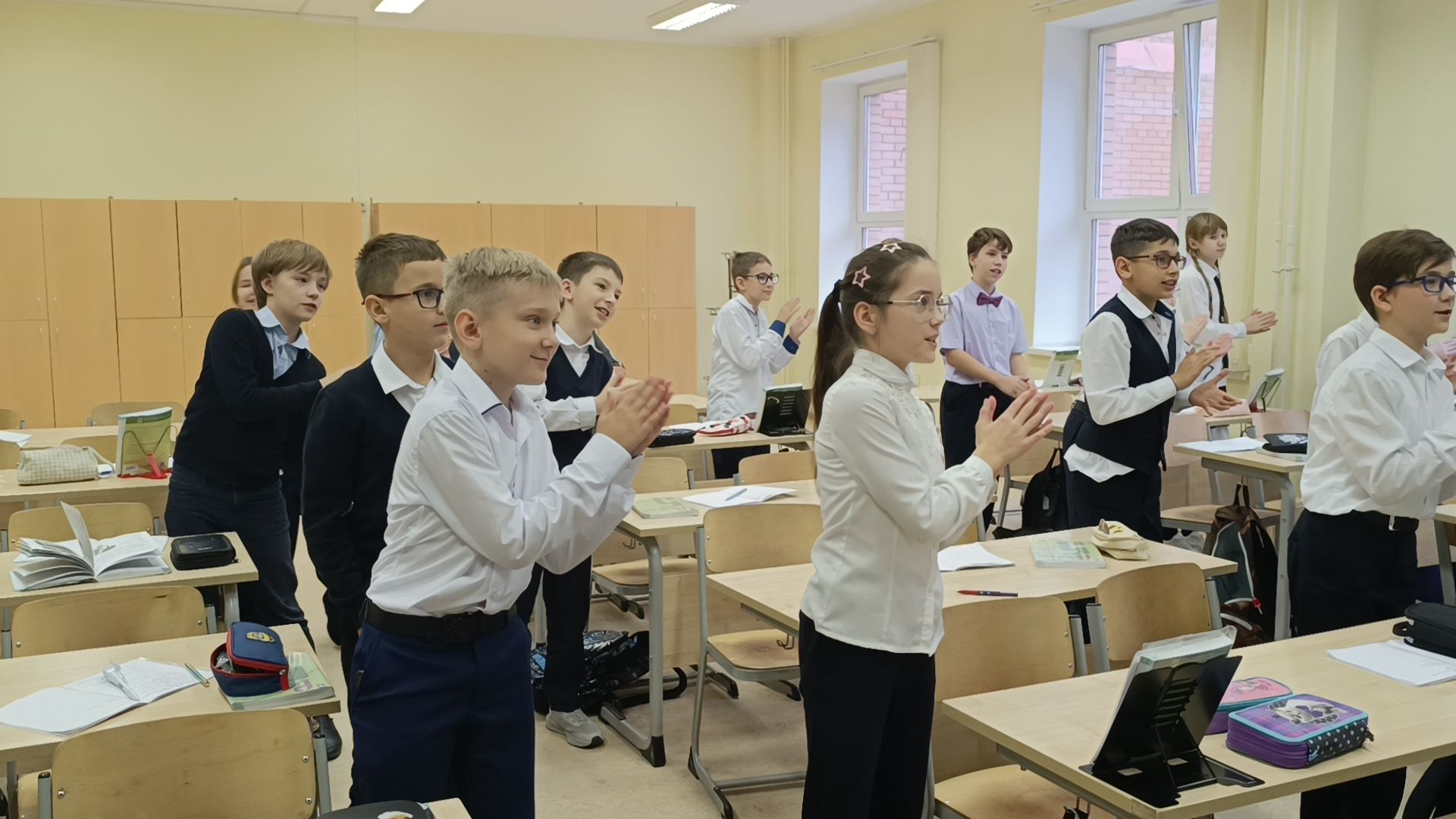 школа, лобня, библиотека,