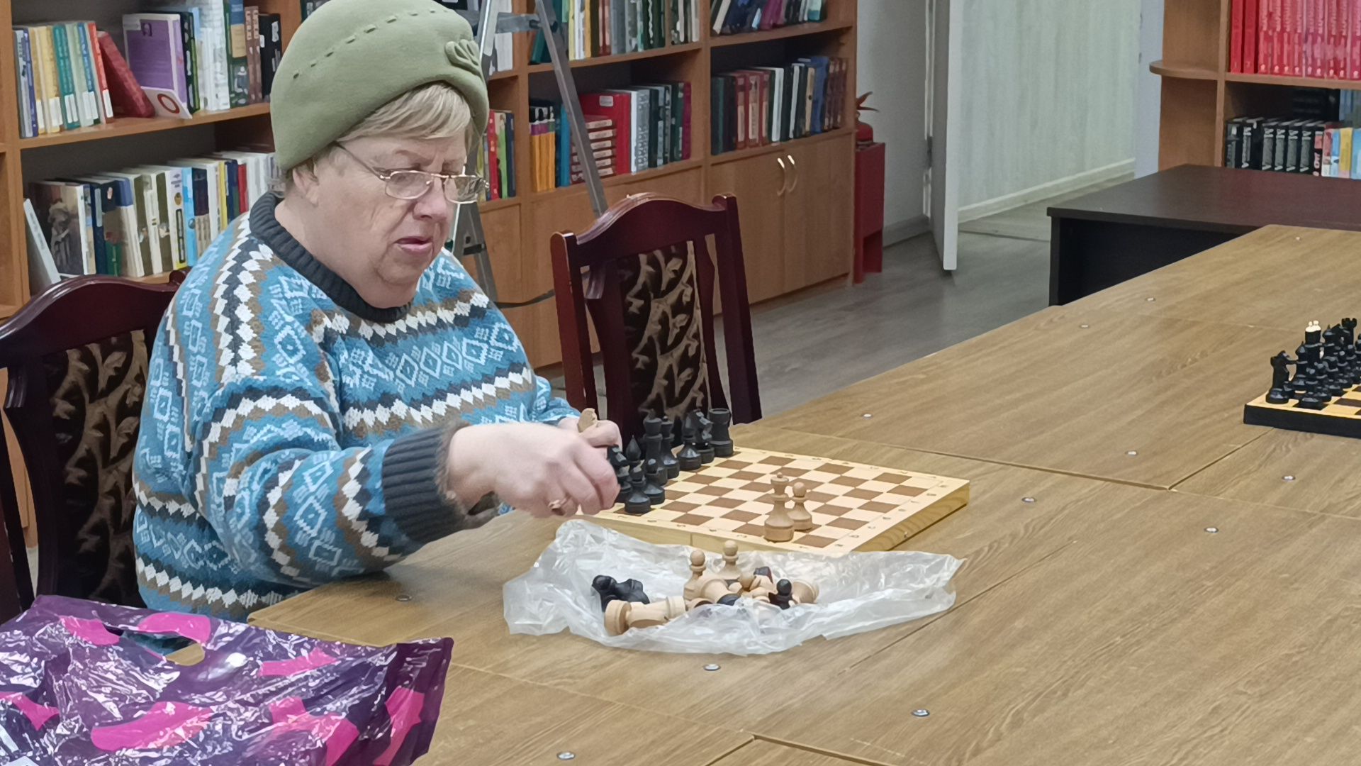 шахматы, лобня, библиотека,