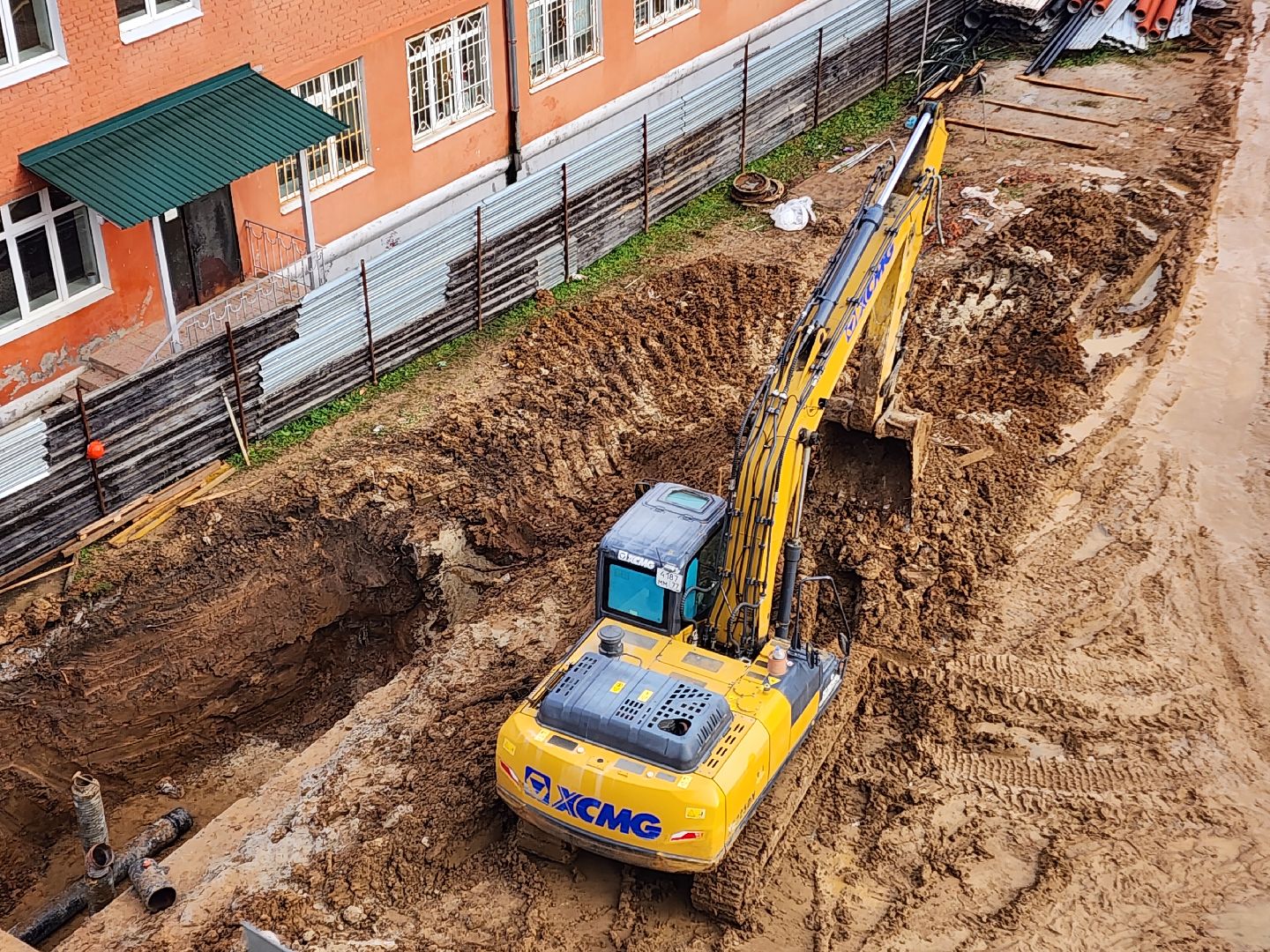 чехов, поселок мещерское, психиатрическая больница, новый лечебный корпус, строительство, реконструкция, монтаж металлоконструкций, пожарная лестница, воздуховоды, система вентиляции, инженерные сети, внутренняя отделка помещений, каменная кладка, перегородки, сварочные работы, нацпроект здравоохранение, госпрограмма московской области,