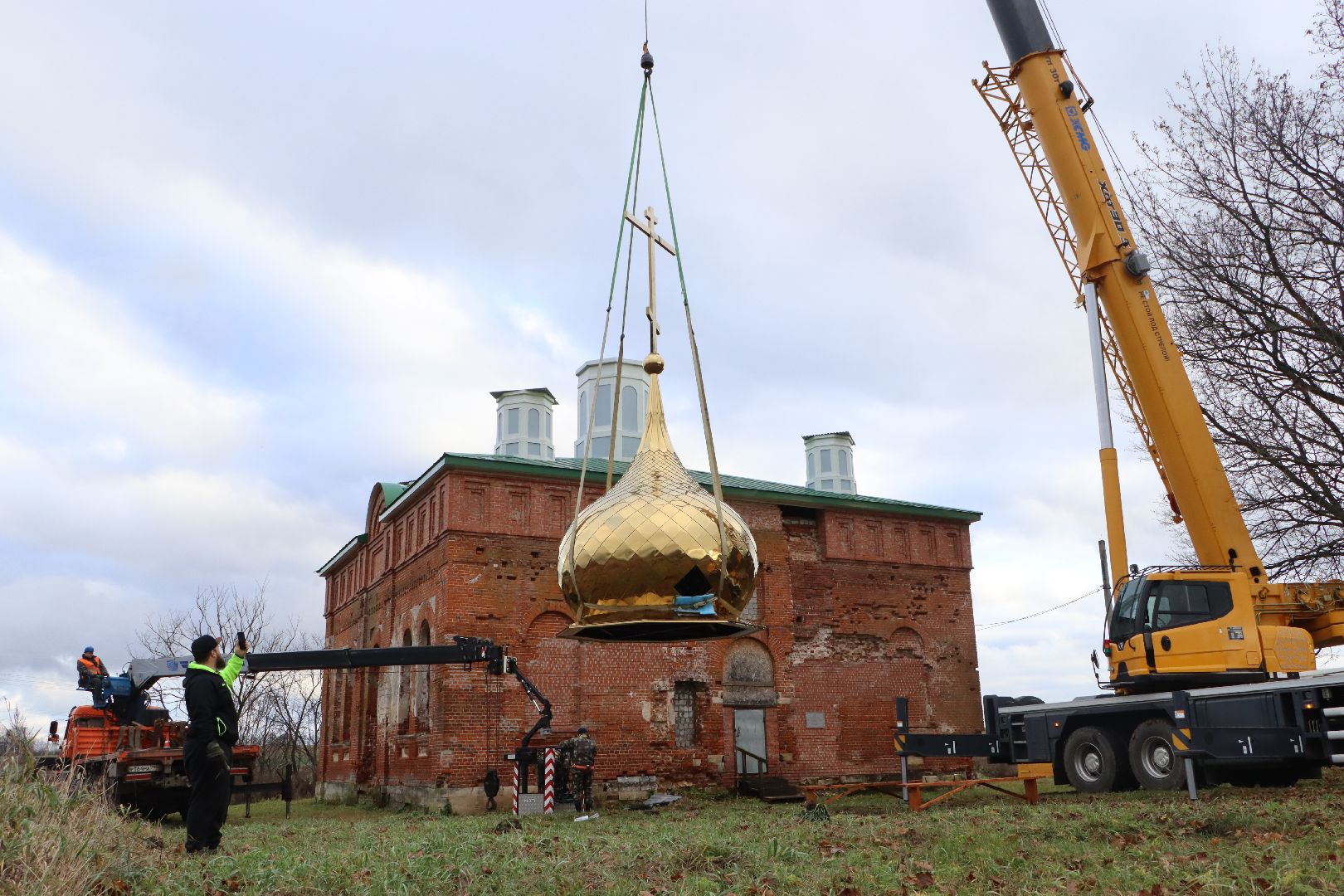 серебряные пруды, клемово, реставрация церквей, богородицерождественская церковь в клемово, культурное наследие,
