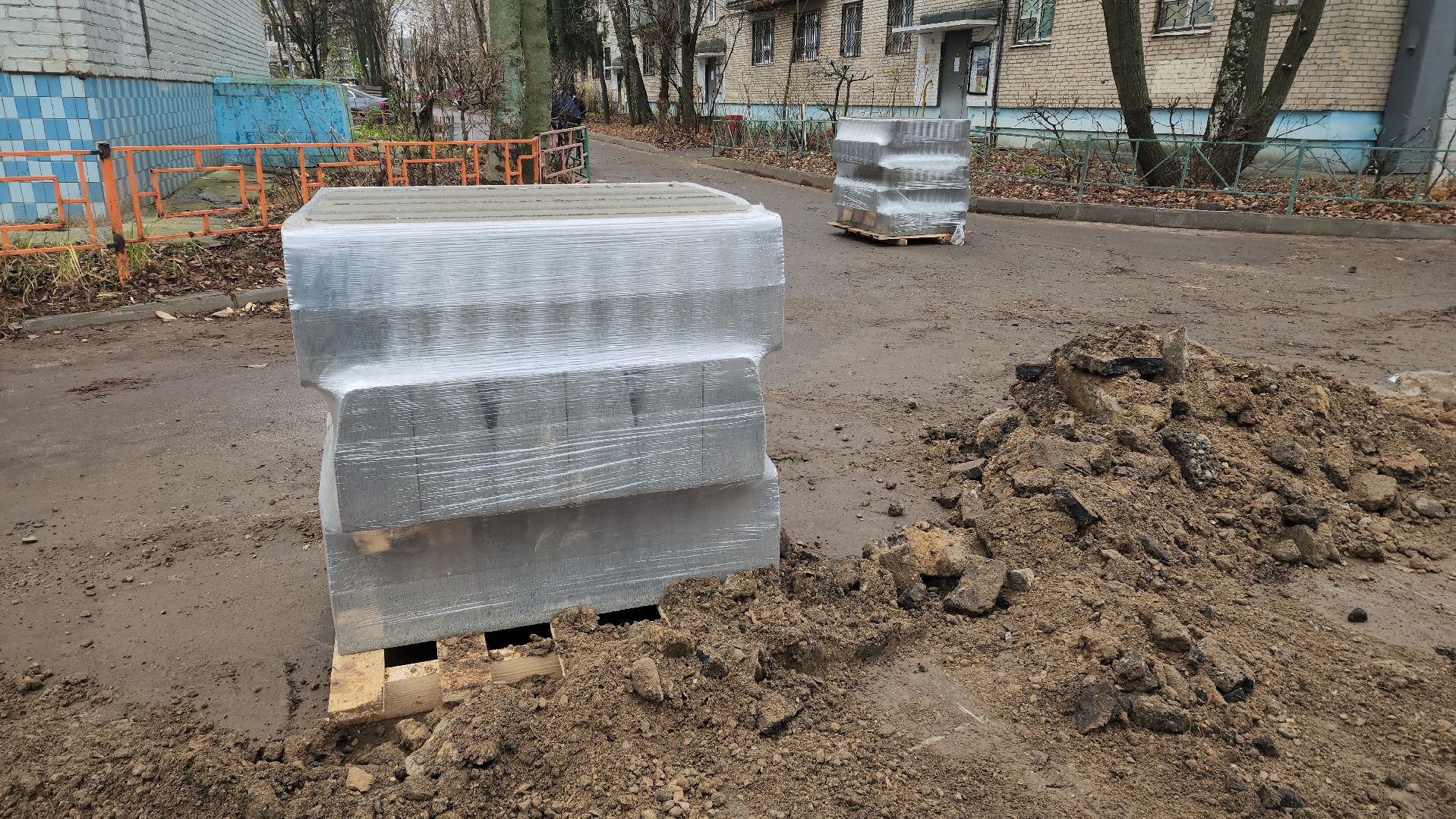 установка бордюров, Лобня, пешеходные тротуары, Благоустройство ,