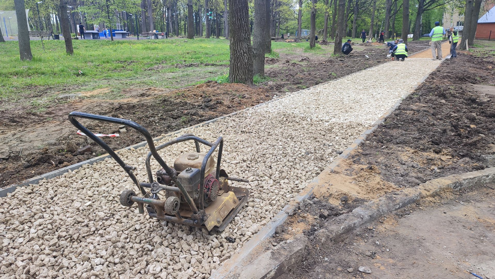 Кашира, Ожерелье, парк, дубовая роща, дорожки, благоустройство