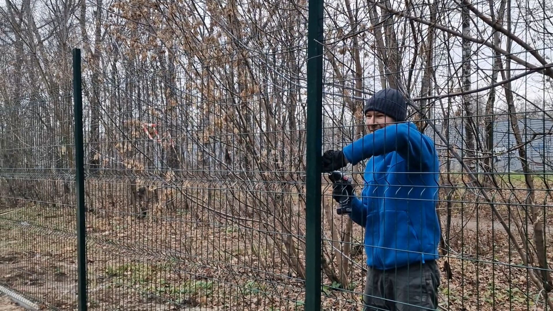 Площадку для выгула собак в микрорайоне Южном Балашихи готовят к открытию, балашиха, благоустройство балашиха,