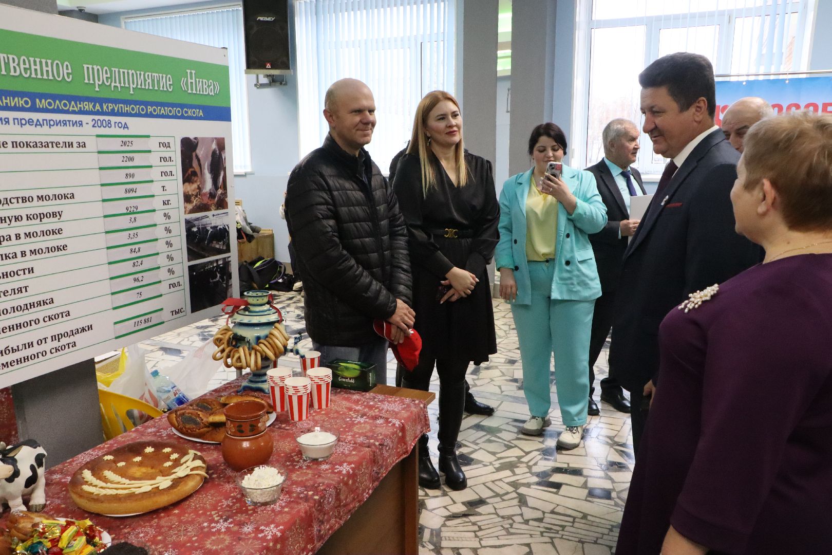 серебряные пруды, центральный дом культуры, золотая осень-2025, день работников сельского хозяйства и перерабатывающей промышленности, награждение аграриев,