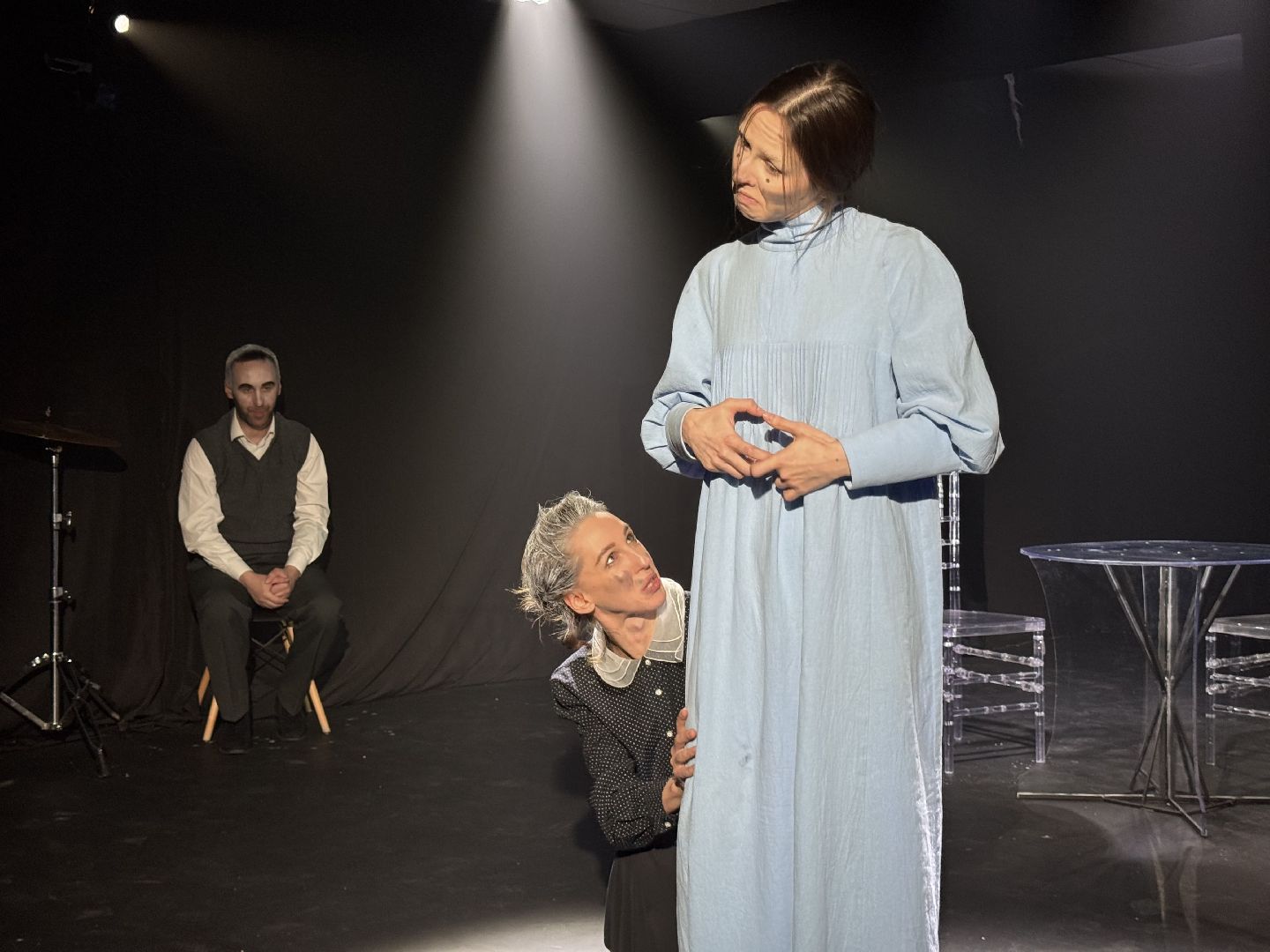 Сергиев Посад, Театральный ковчег в Дубраве, Стеклянный зверинец»,